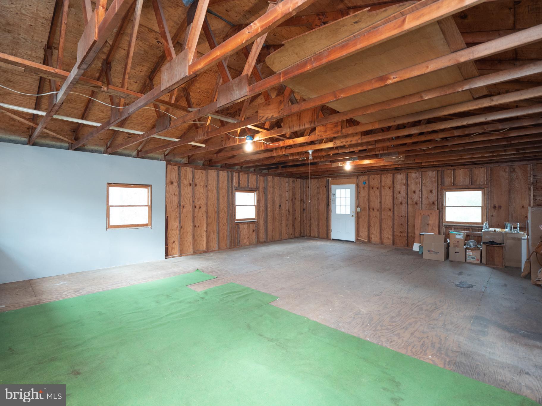 RAINBOW VILLAGE - Residential