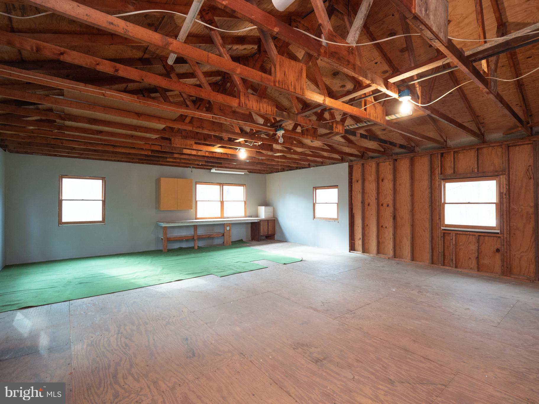 RAINBOW VILLAGE - Residential