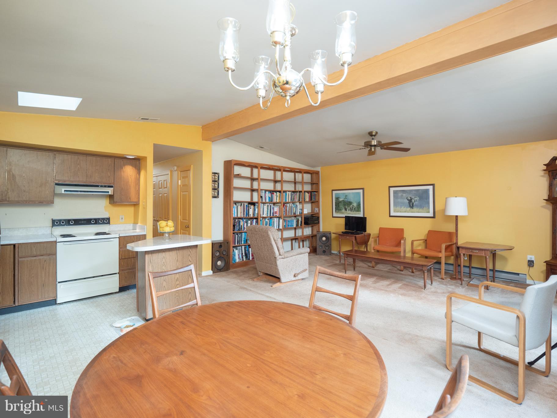 RAINBOW VILLAGE - Residential