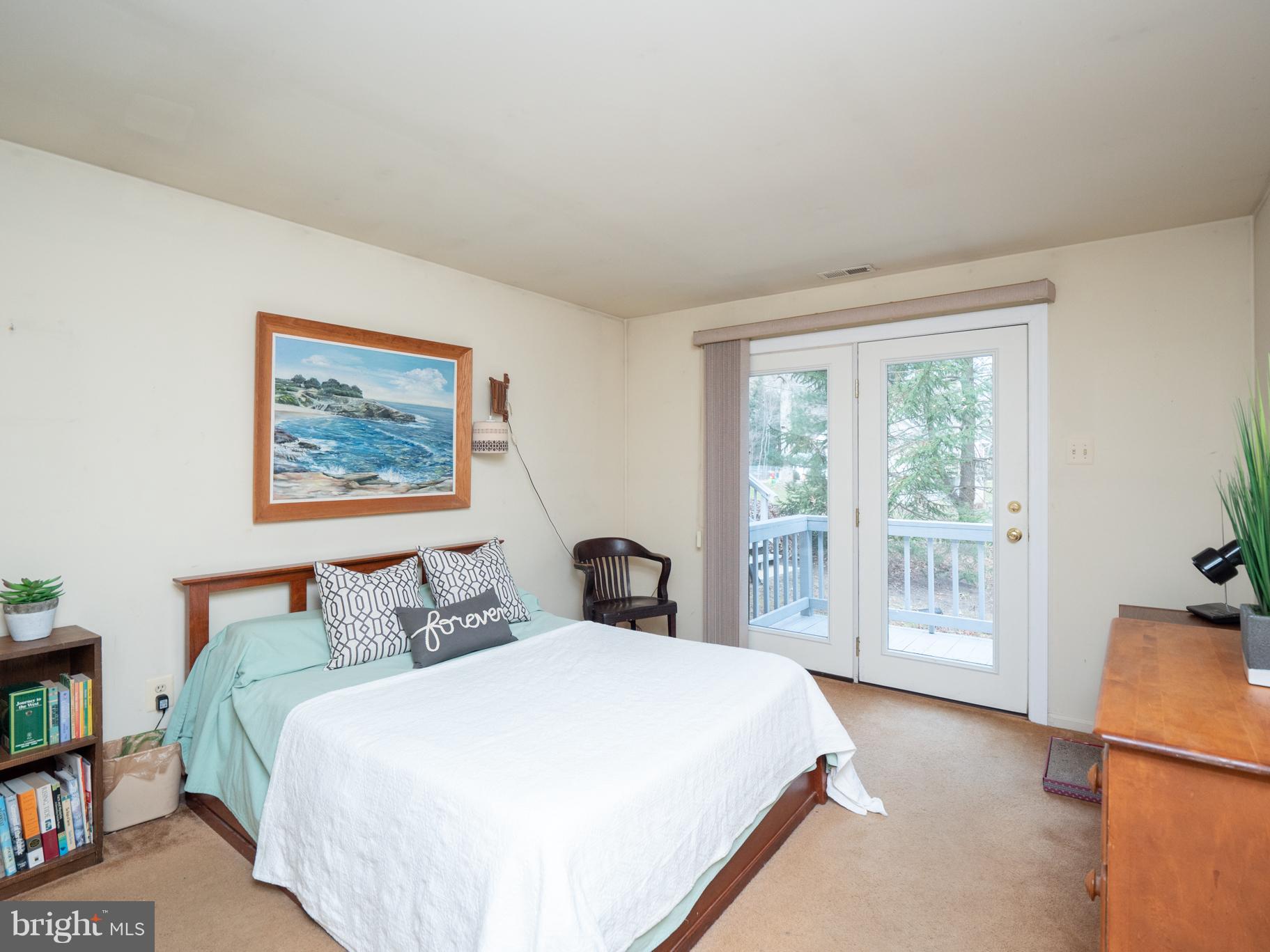 RAINBOW VILLAGE - Residential