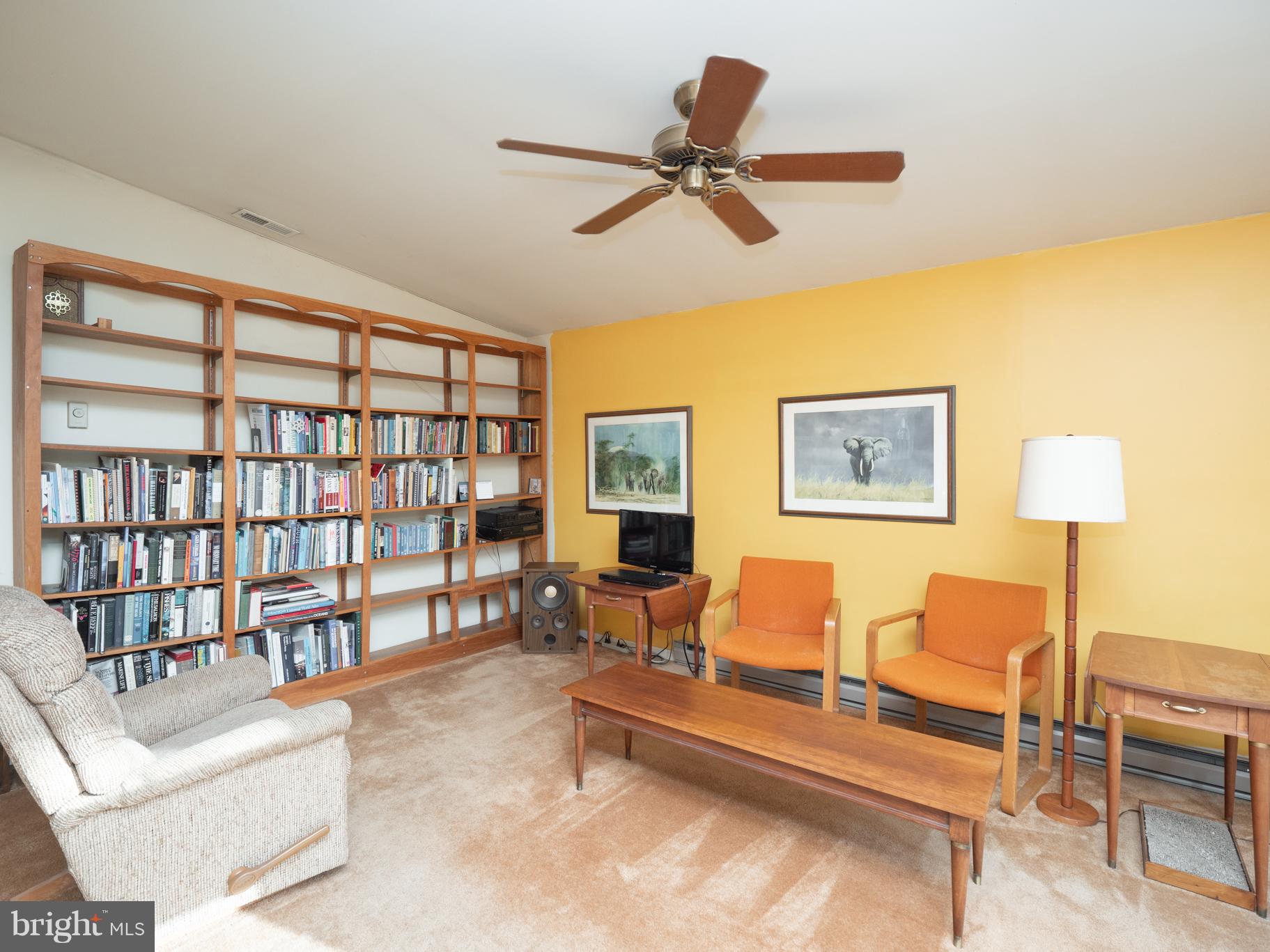 RAINBOW VILLAGE - Residential