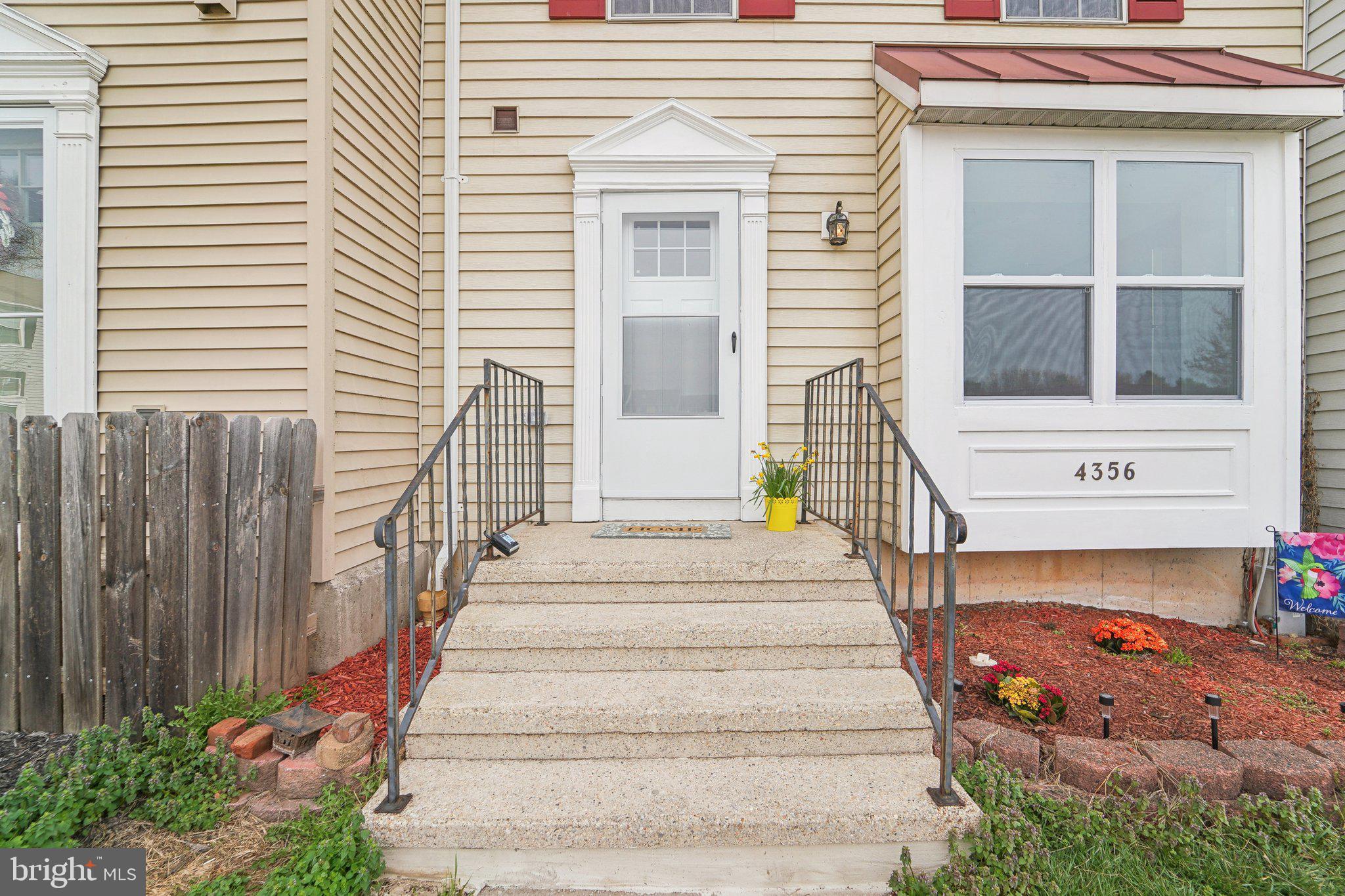 ROBERTS FIELD - Residential