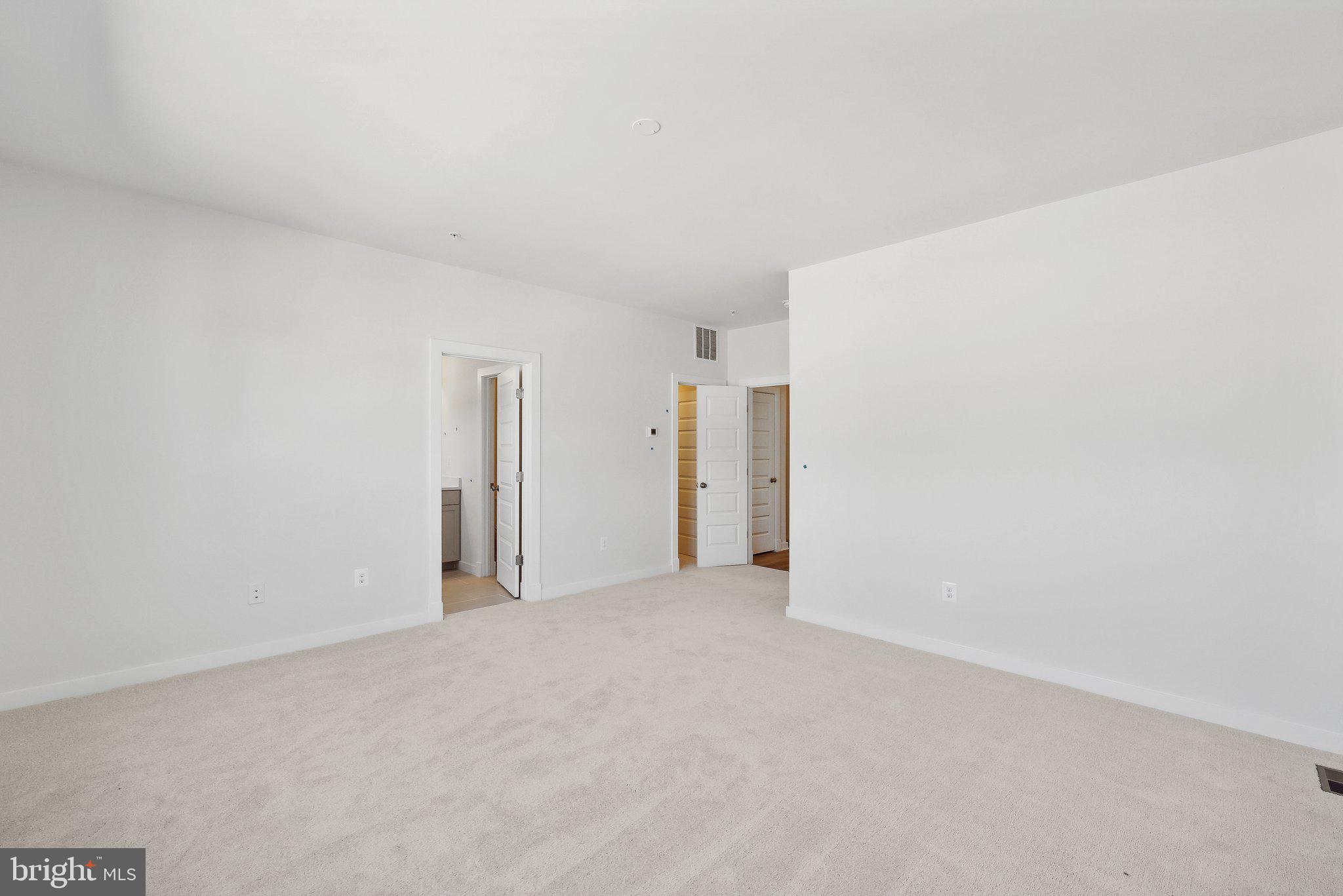 MELFORD TOWN CENTER - Residential