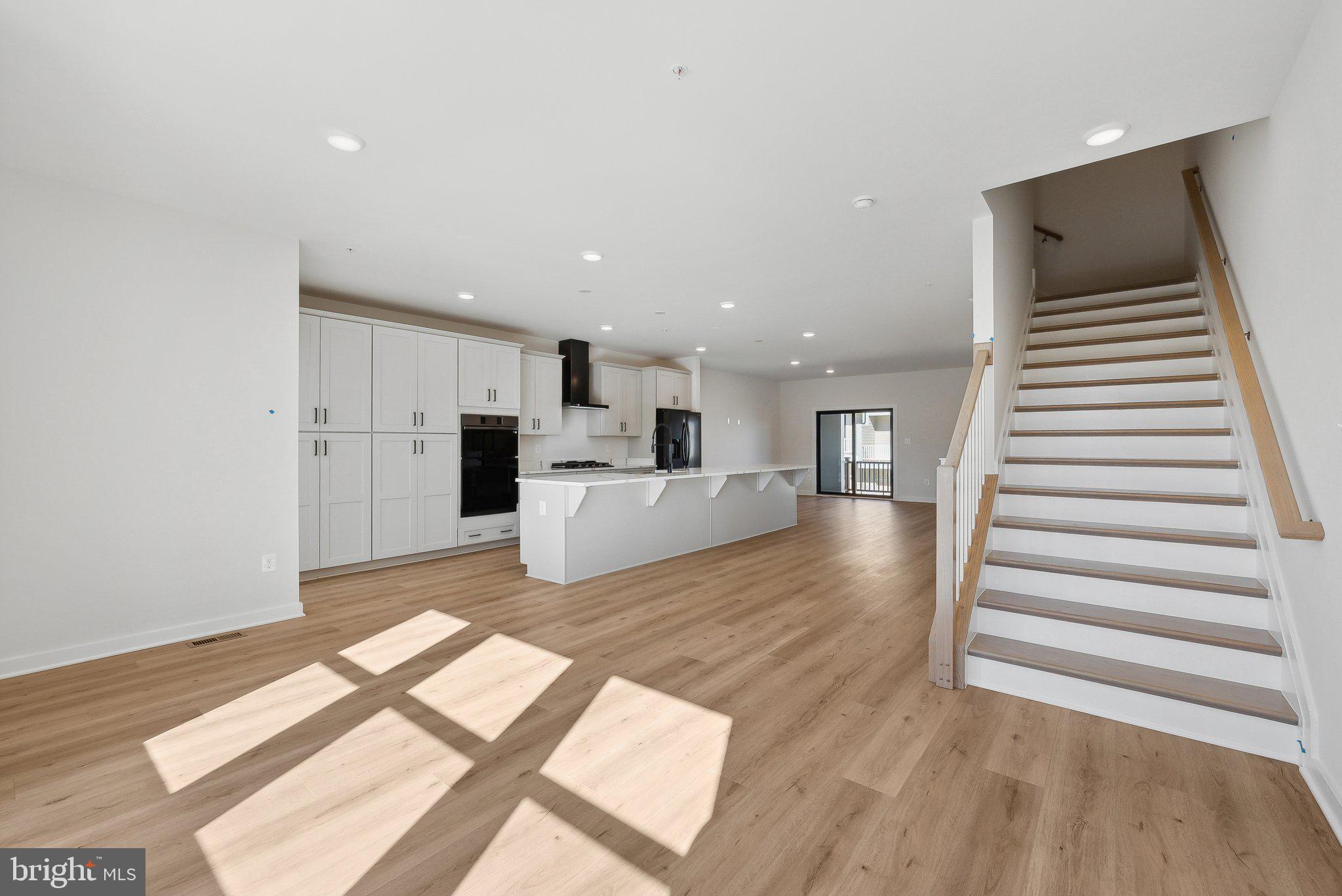 MELFORD TOWN CENTER - Residential