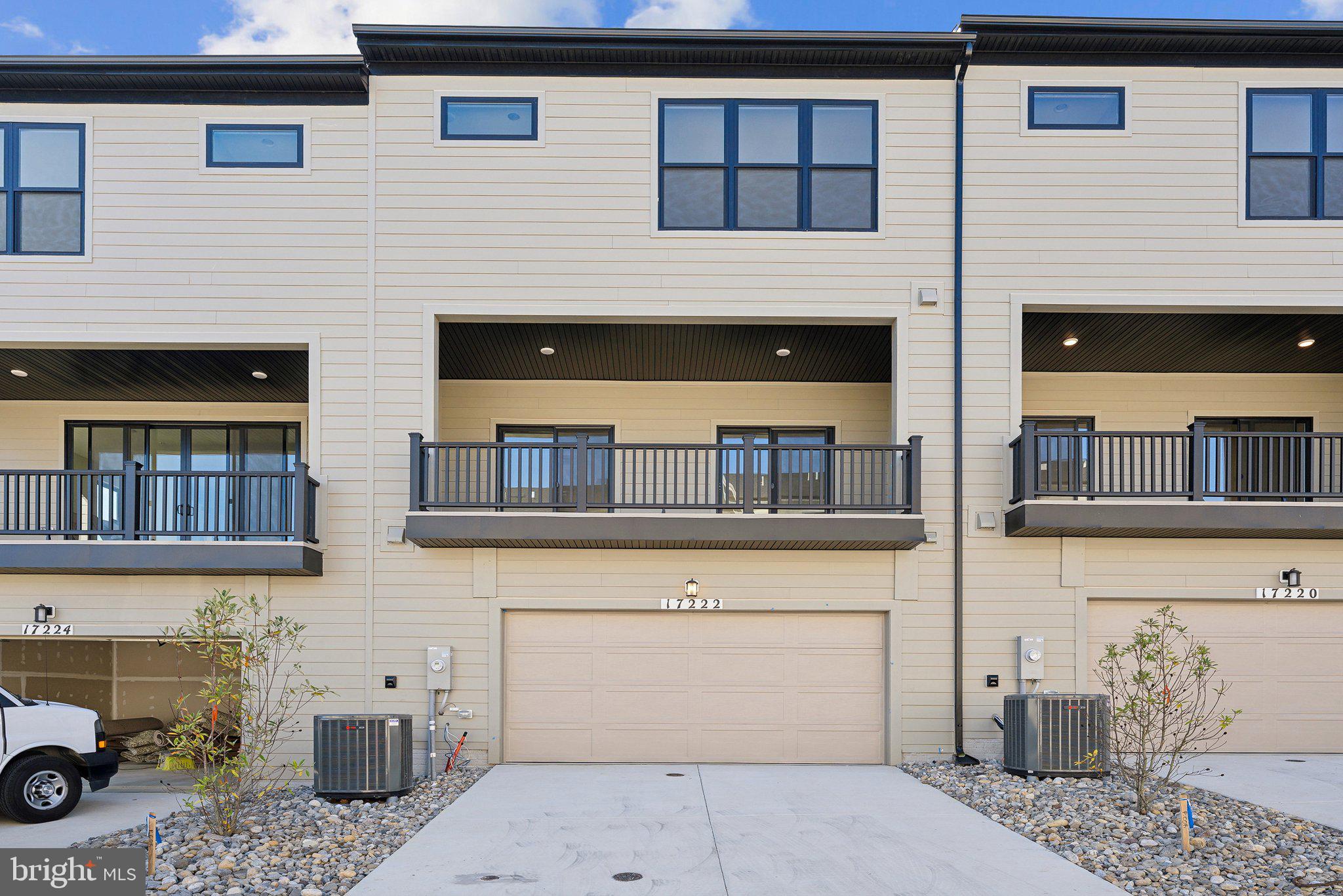 MELFORD TOWN CENTER - Residential