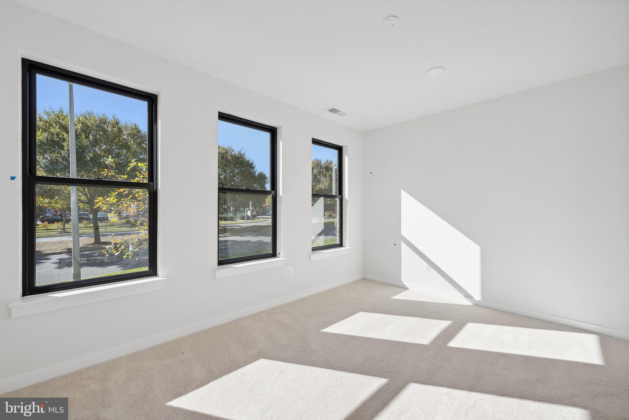 MELFORD TOWN CENTER - Residential