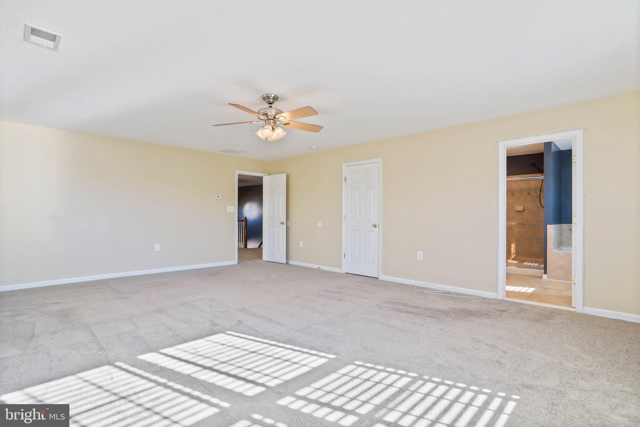 LIBERTY RUN - Residential