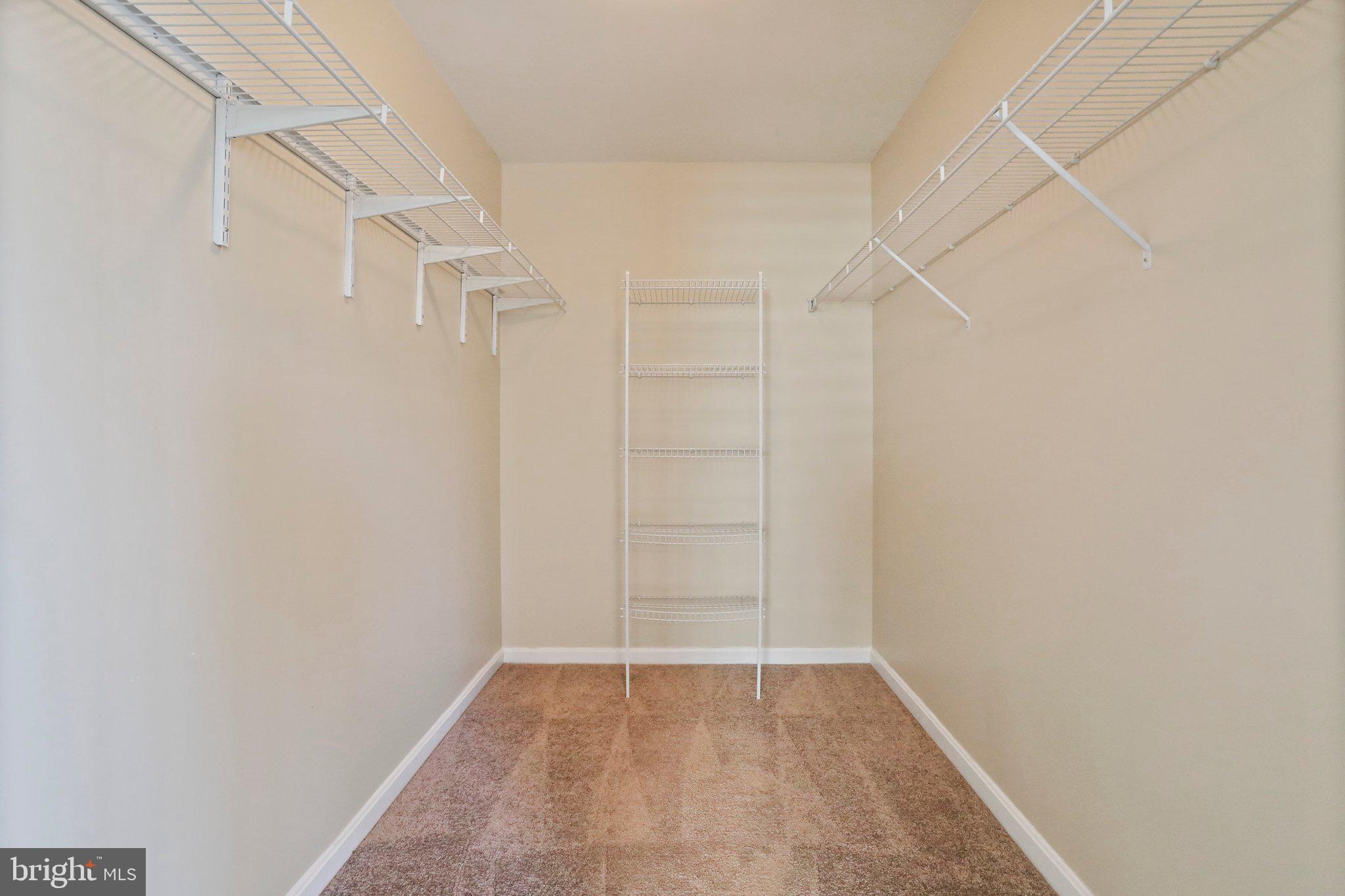 LIBERTY RUN - Residential