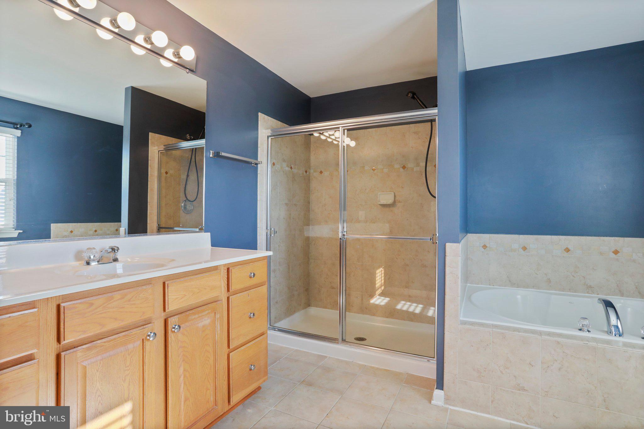 LIBERTY RUN - Residential