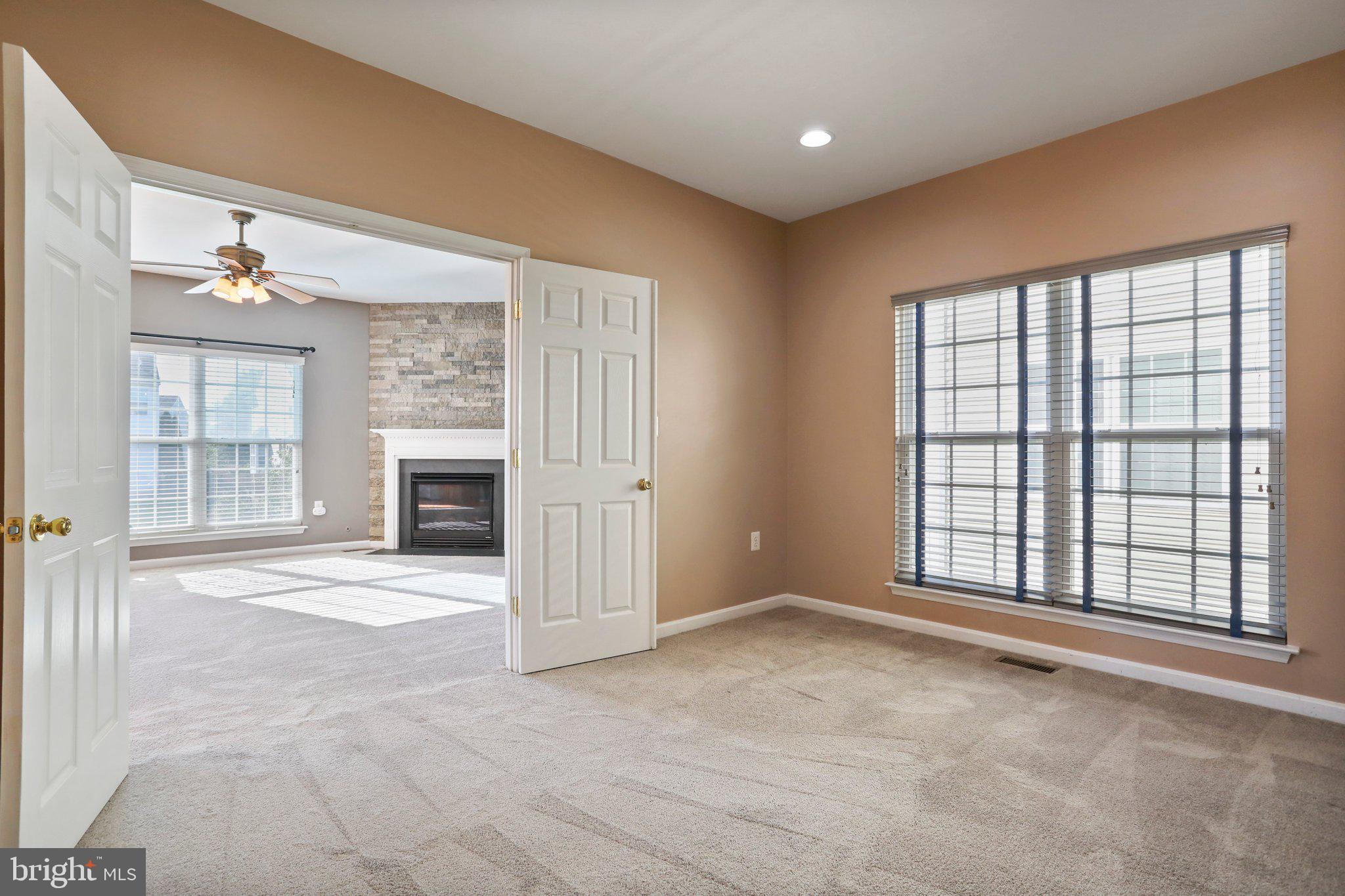 LIBERTY RUN - Residential