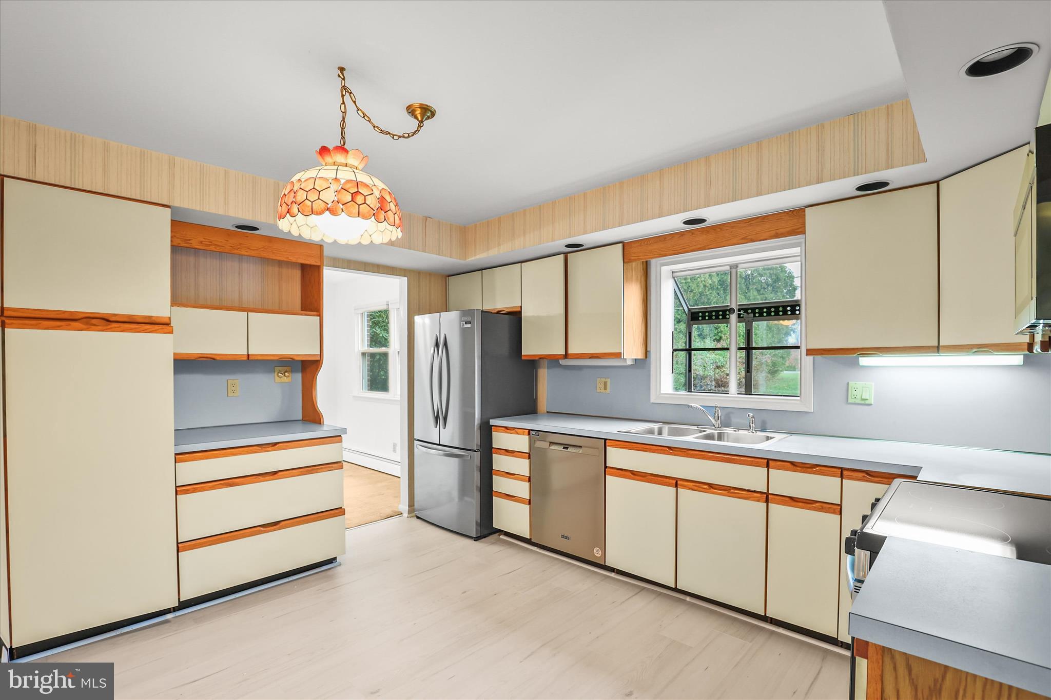 RIVERVIEW HEIGHTS - Residential