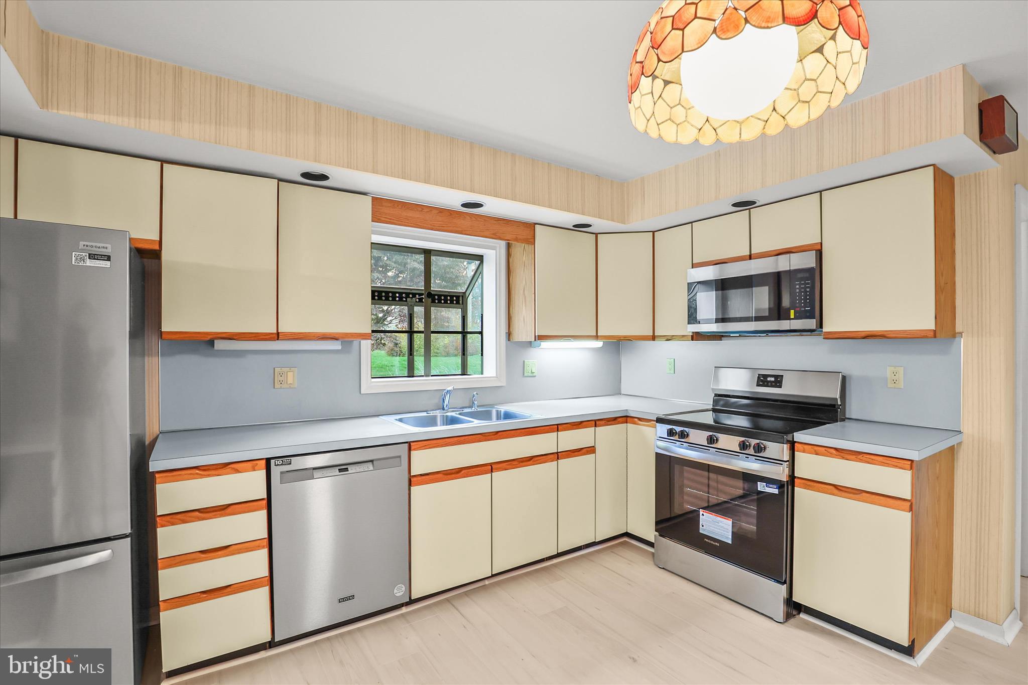 RIVERVIEW HEIGHTS - Residential