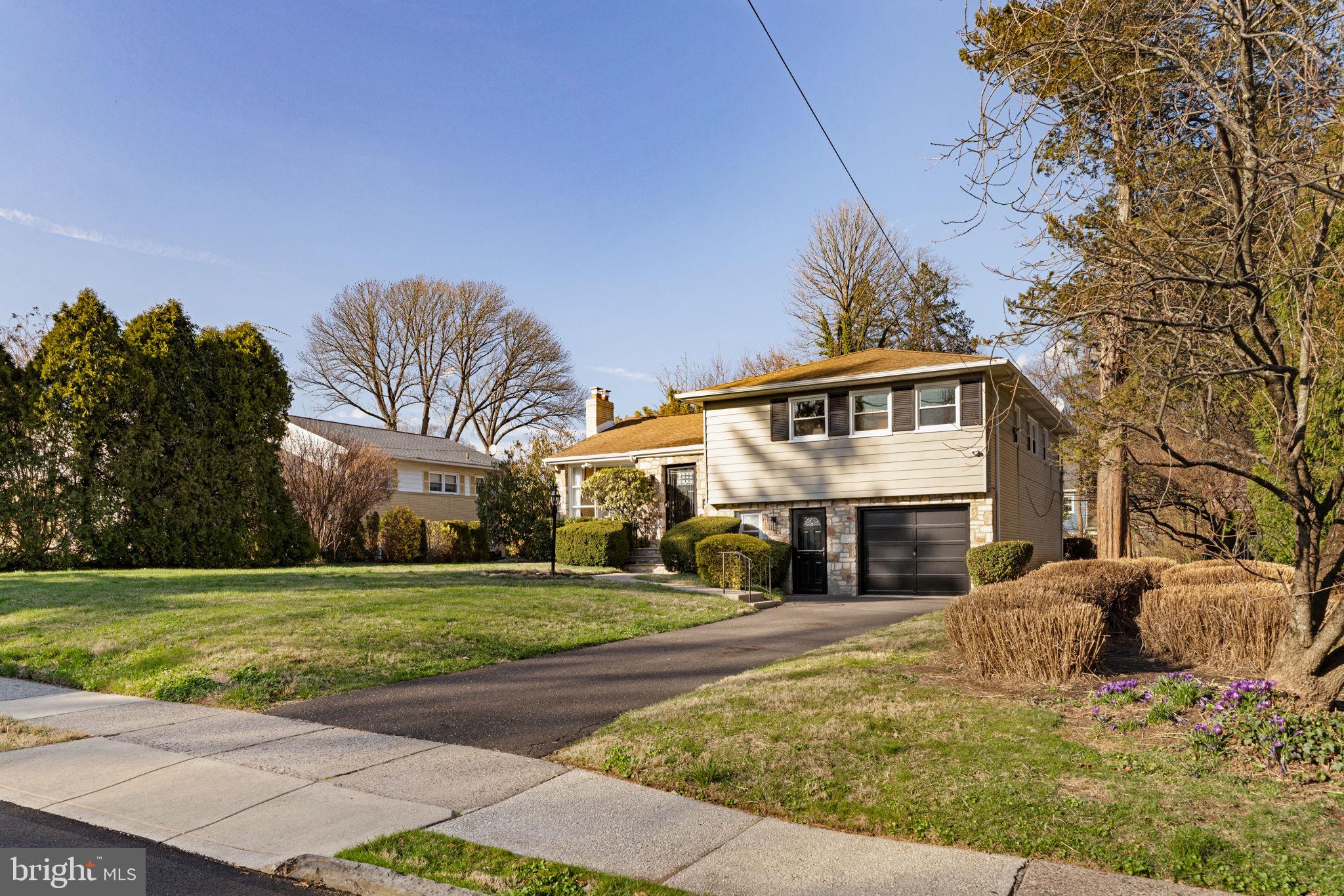 ELKINS PARK - Residential