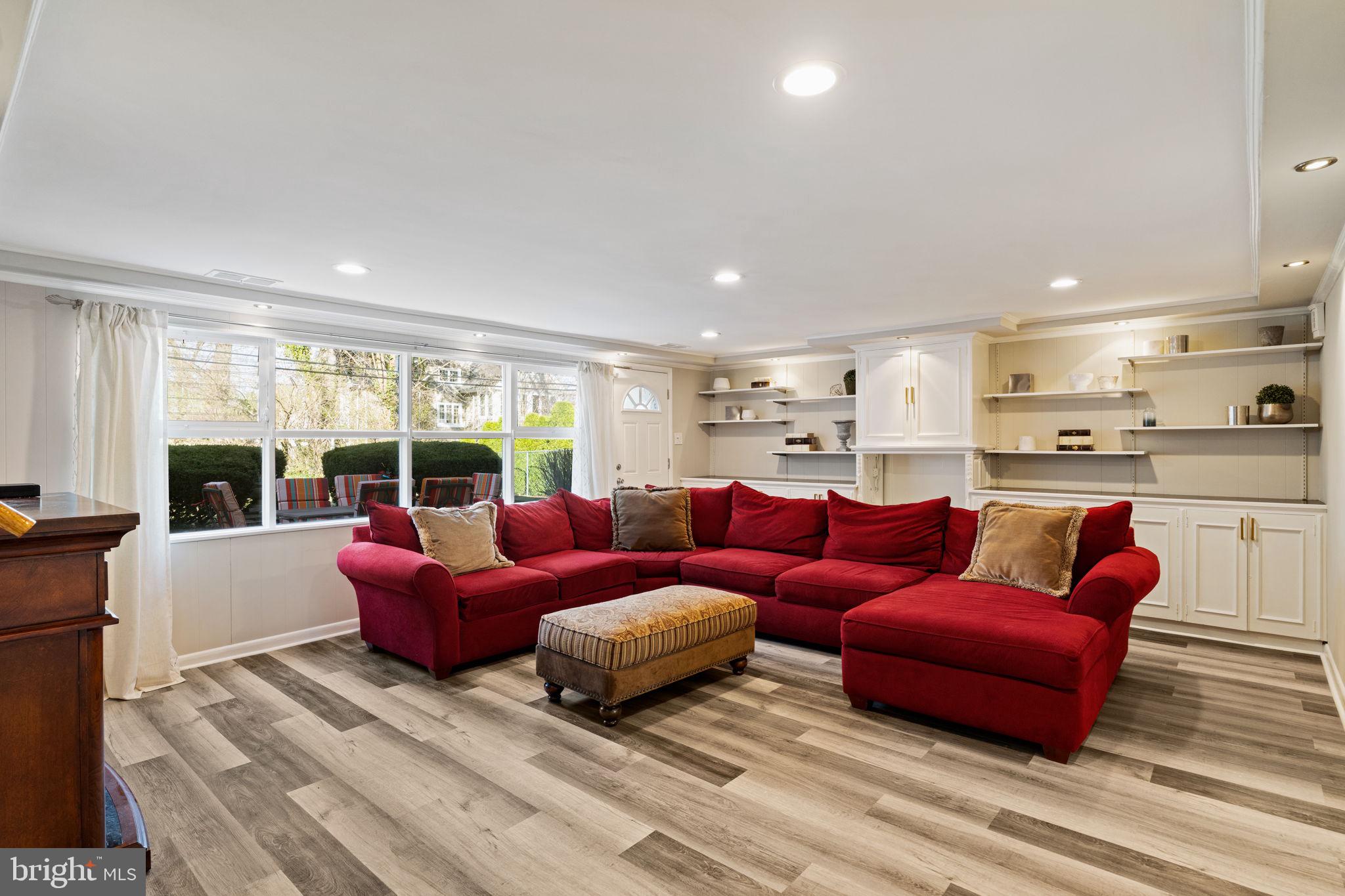 ELKINS PARK - Residential