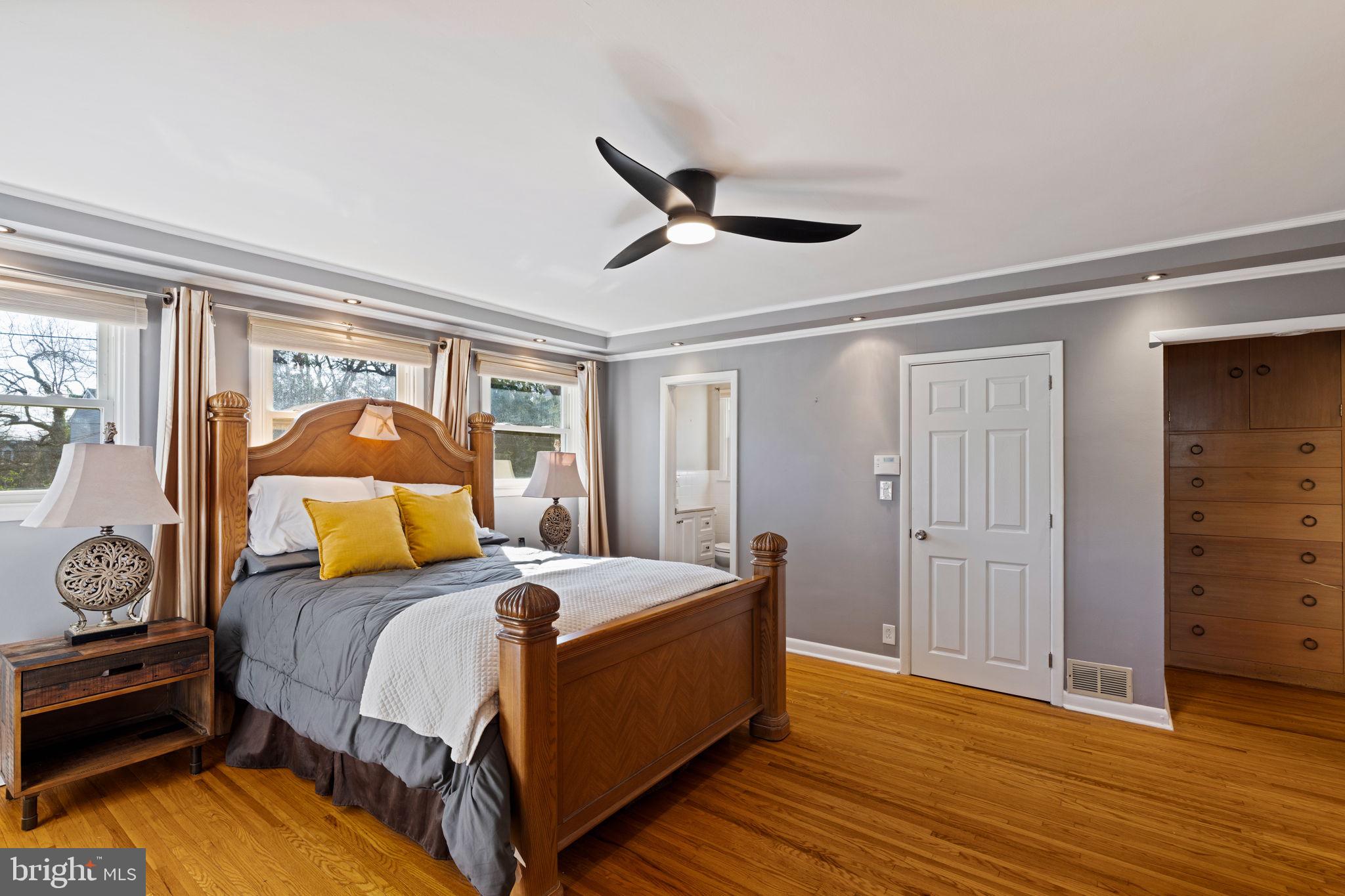 ELKINS PARK - Residential