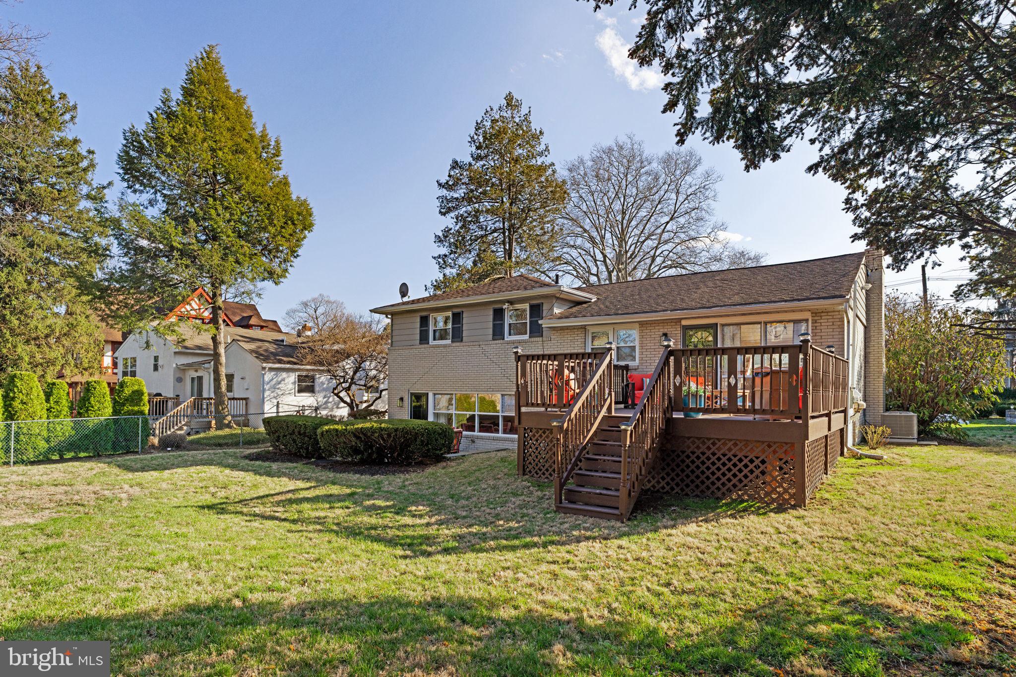 ELKINS PARK - Residential