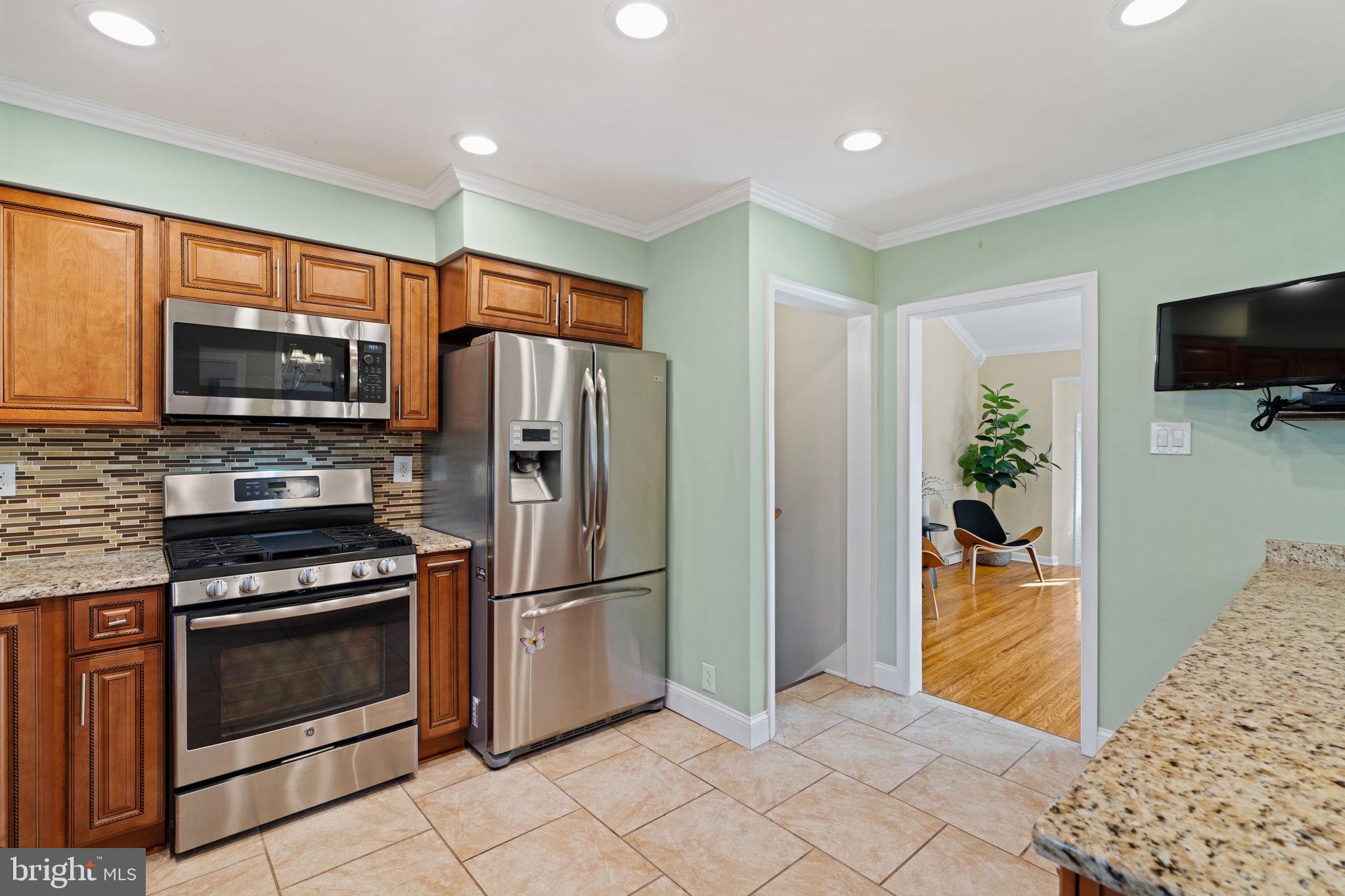 ELKINS PARK - Residential