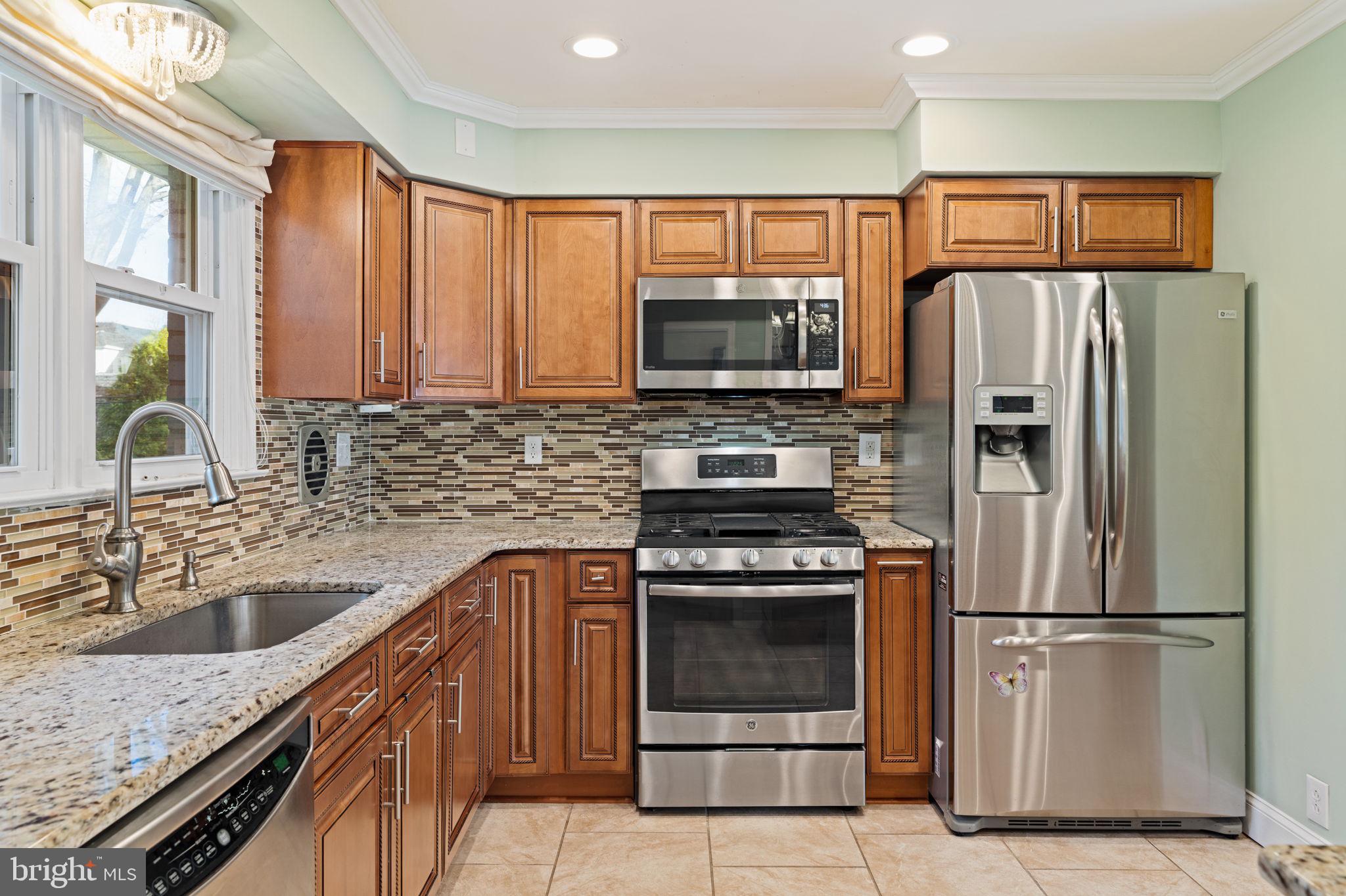 ELKINS PARK - Residential