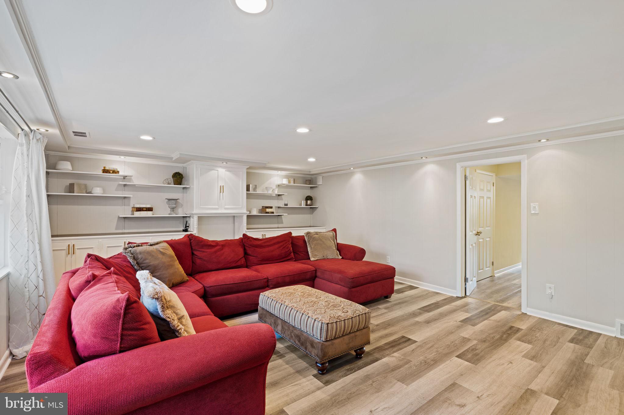 ELKINS PARK - Residential