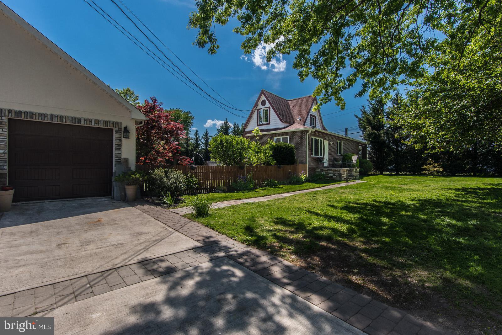 EDGELY - Residential