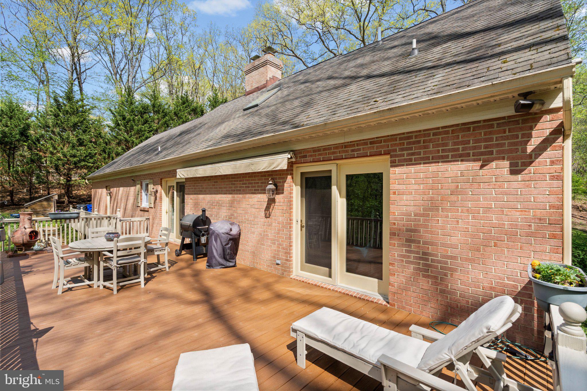 NORTHAMPTON - Residential