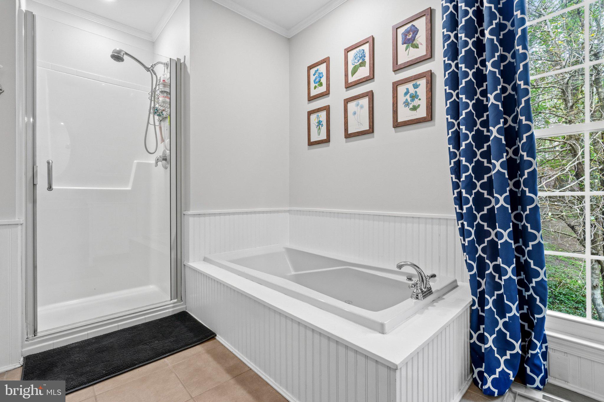 NORTHAMPTON - Residential
