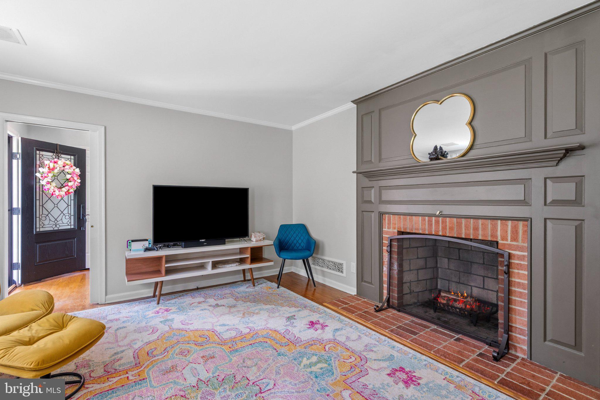 NORTHAMPTON - Residential