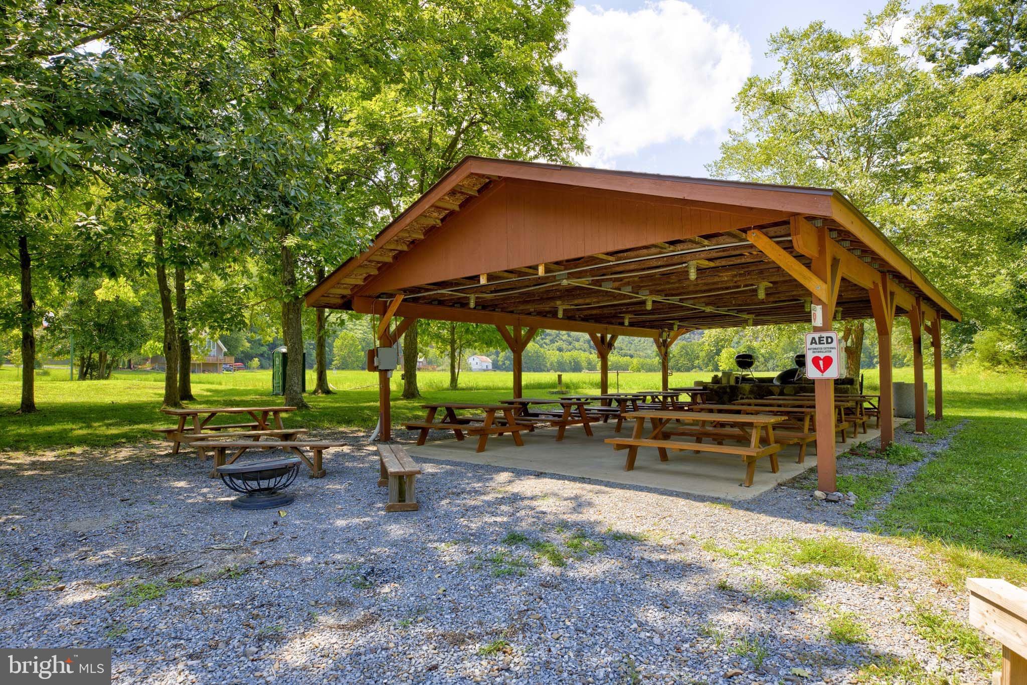 THE CROSSING AT GREAT CACAPON - Residential