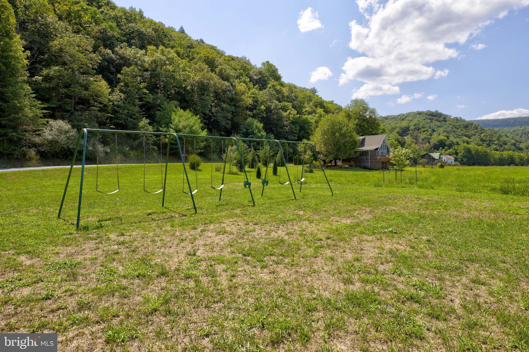 THE CROSSING AT GREAT CACAPON - Residential