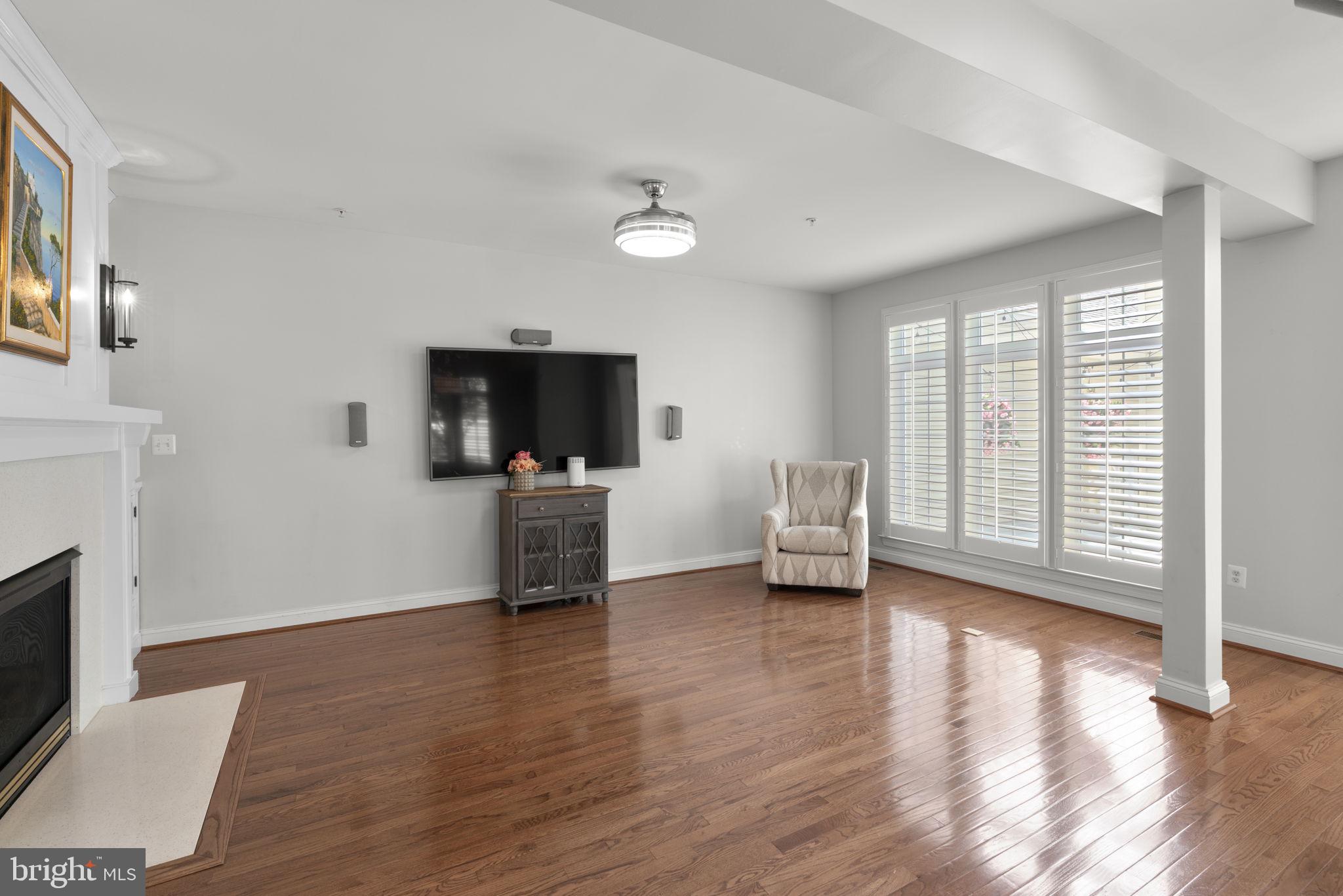 2649 BUCKINGHAM ROAD 43