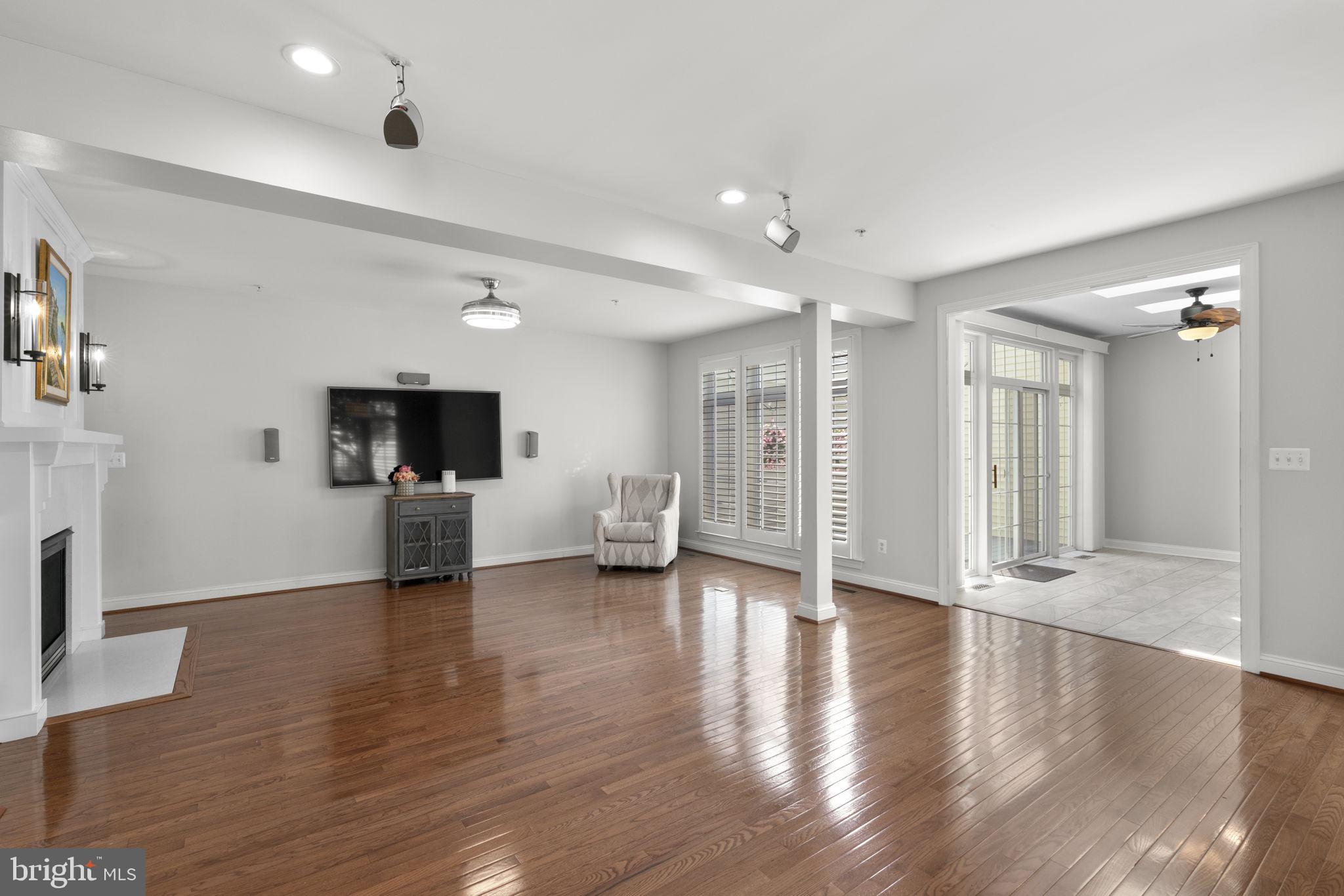 2649 BUCKINGHAM ROAD 43