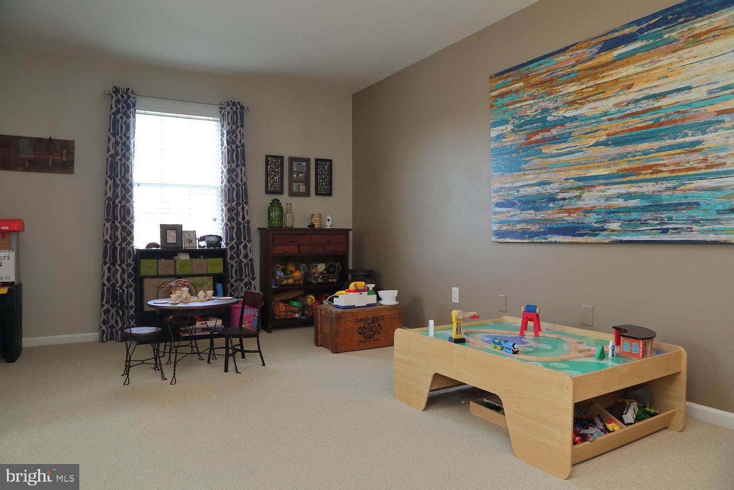 CLEARVIEW GARDENS - Residential