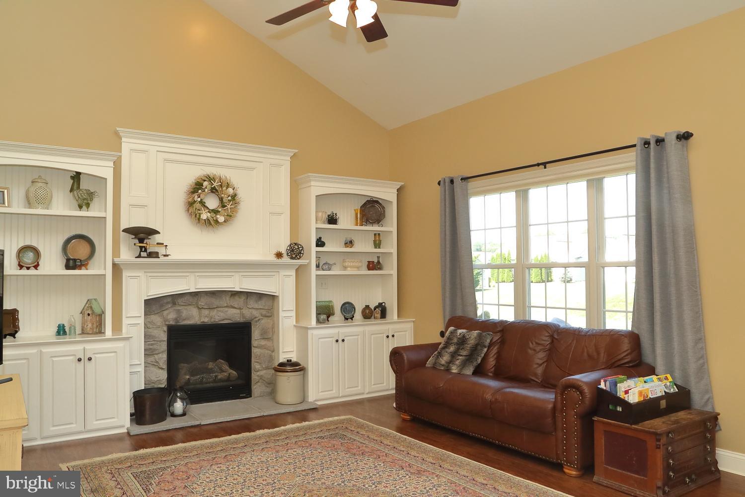 CLEARVIEW GARDENS - Residential