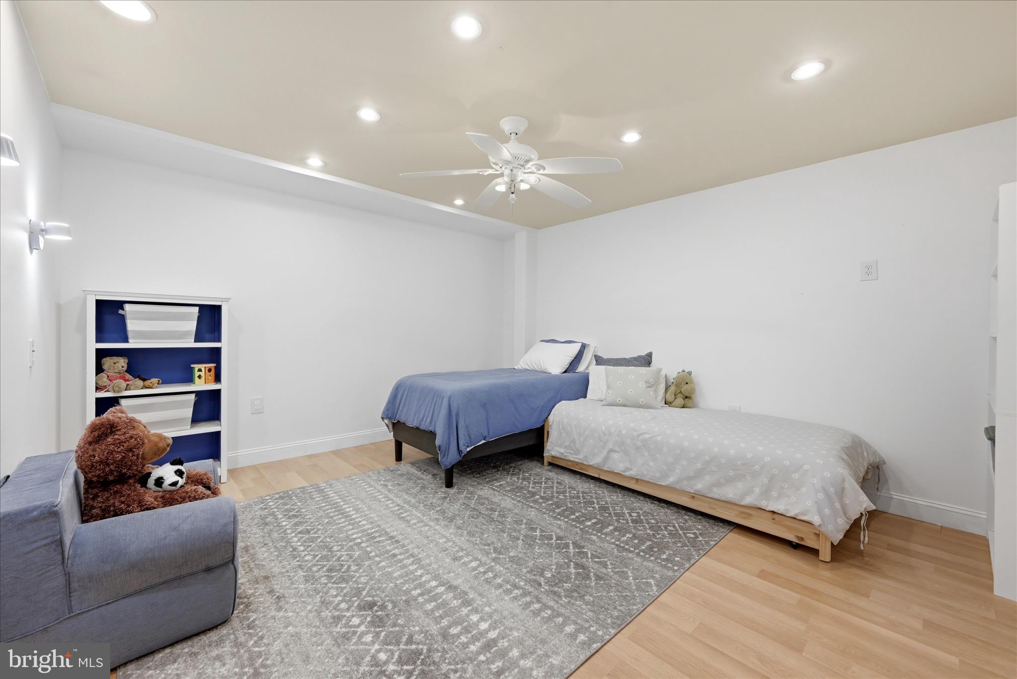 SALEM FARMS - Residential