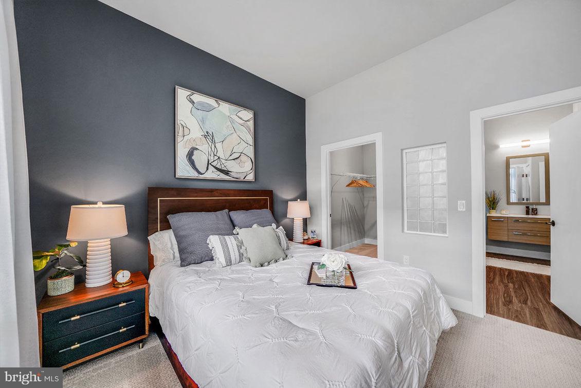 PHOENIX COMMUNITIES - Residential Lease