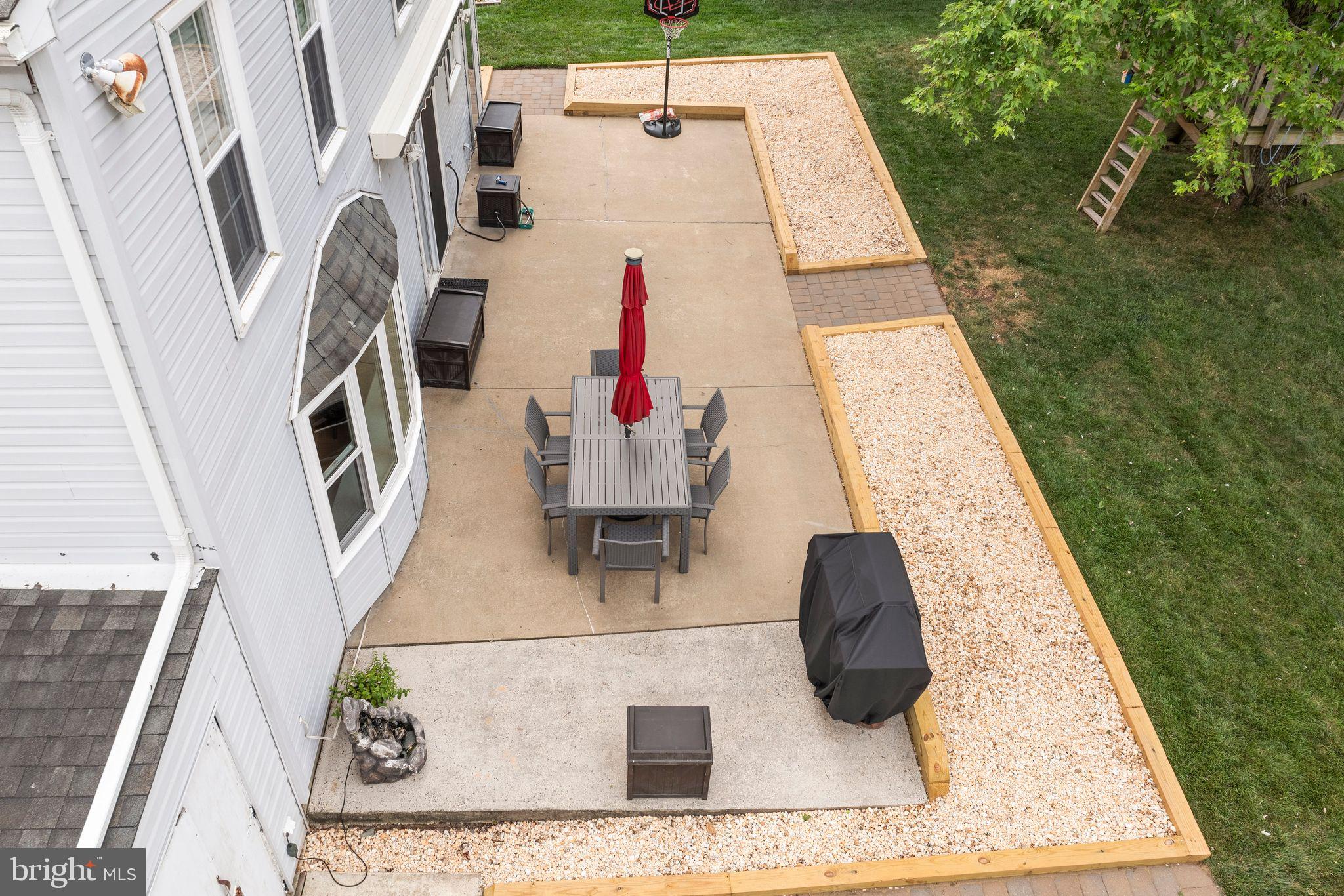 CHANTILLY FARM - Residential