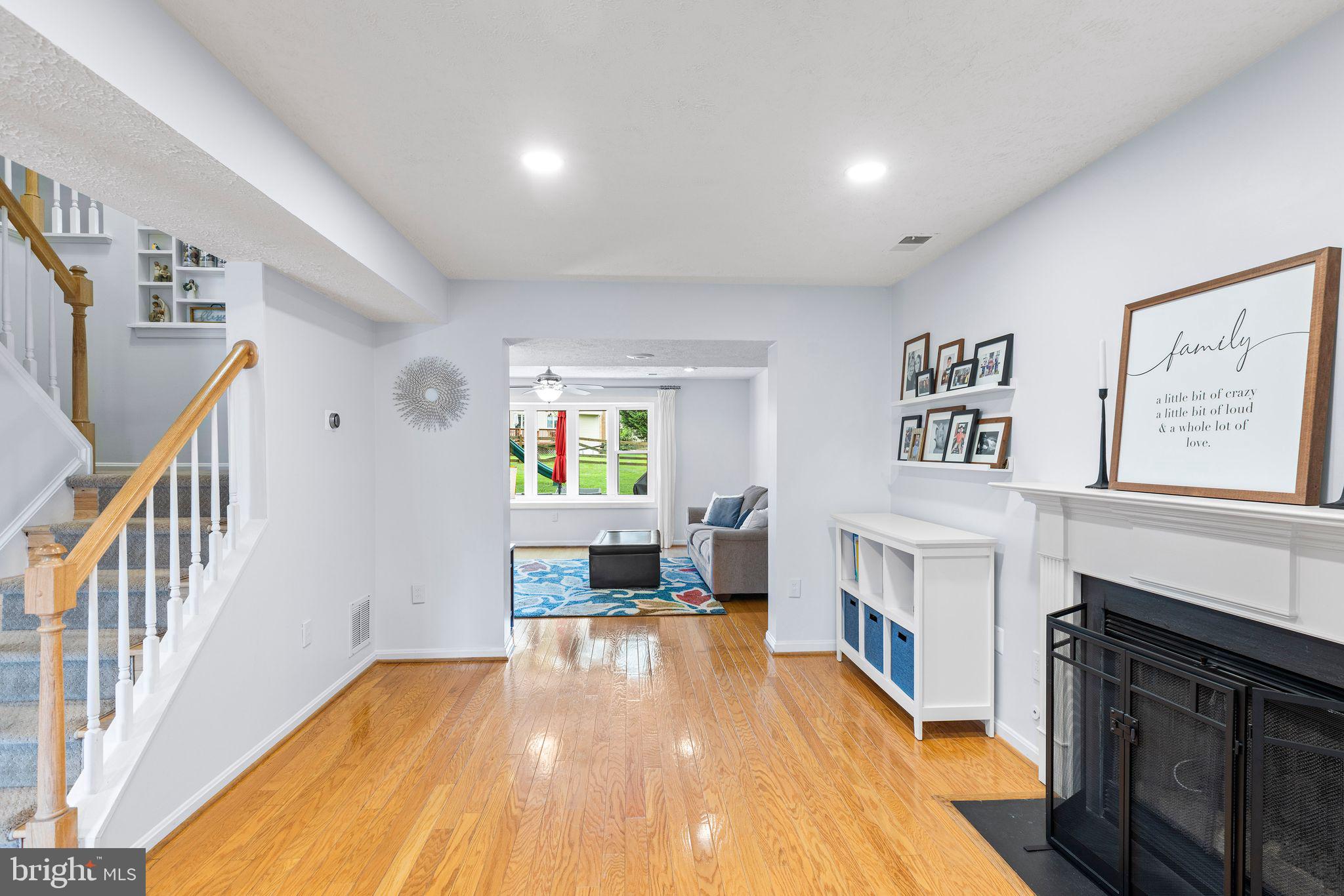 CHANTILLY FARM - Residential