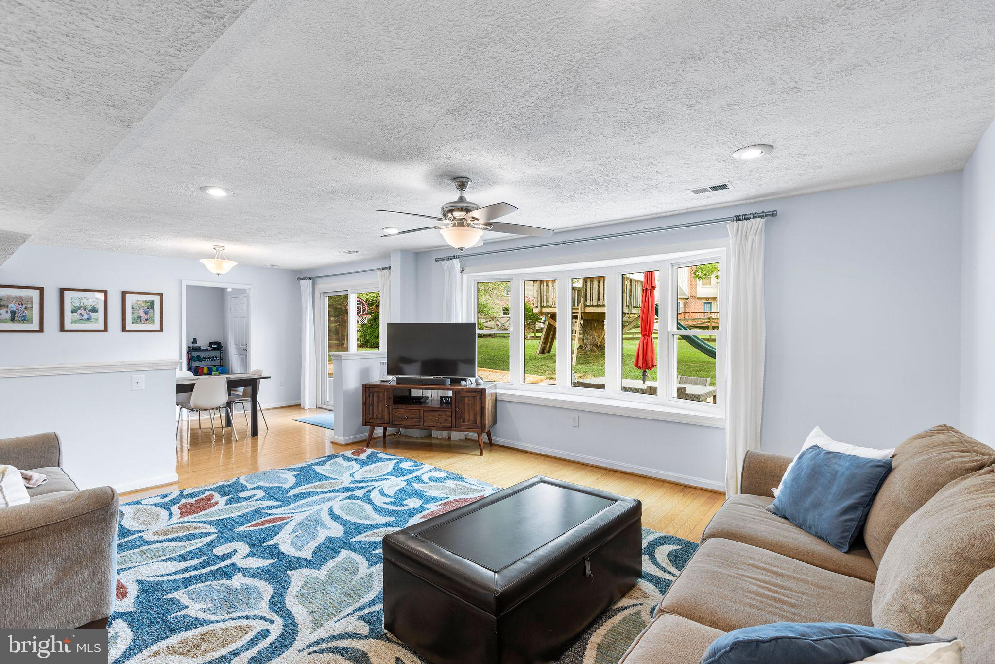 CHANTILLY FARM - Residential