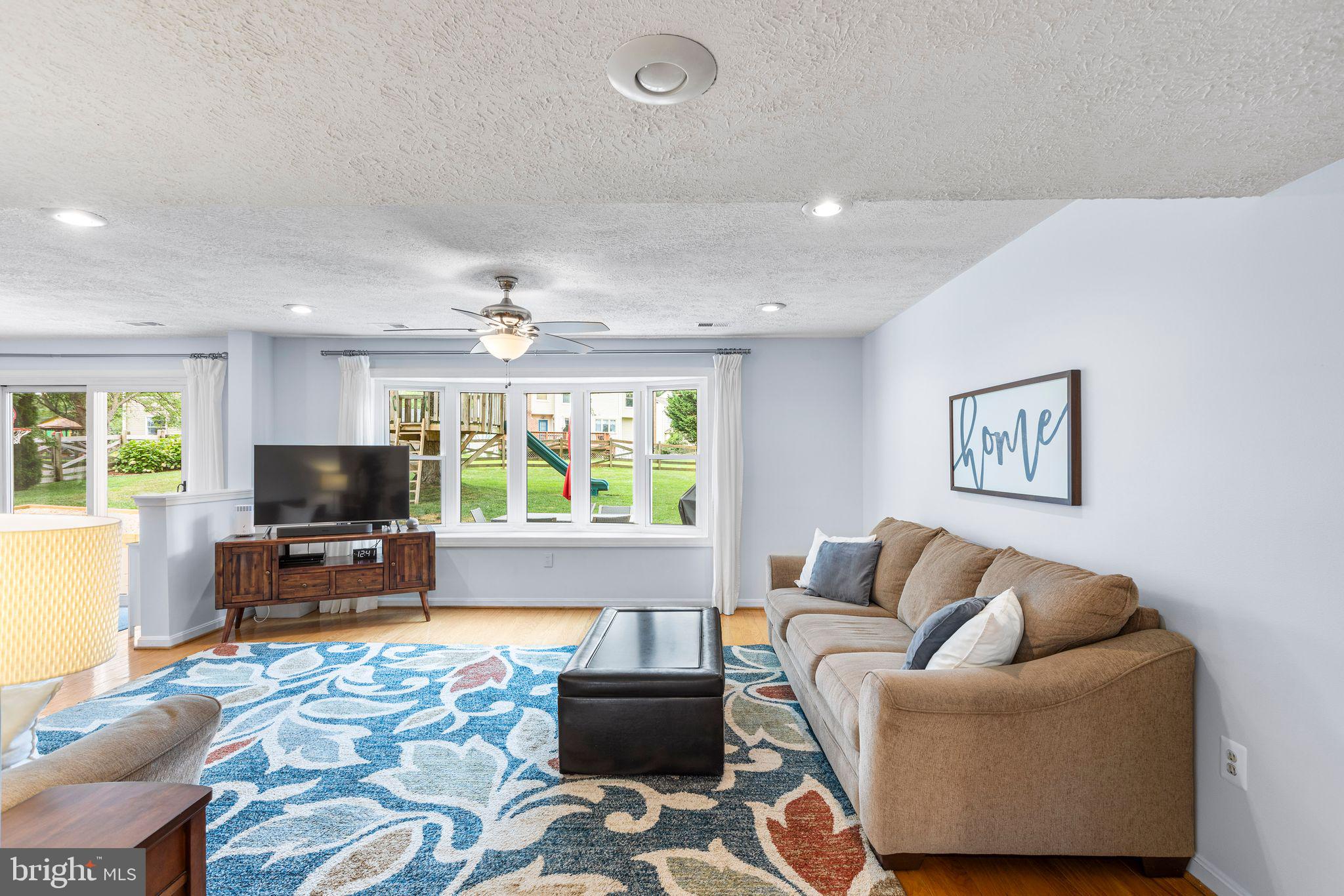 CHANTILLY FARM - Residential