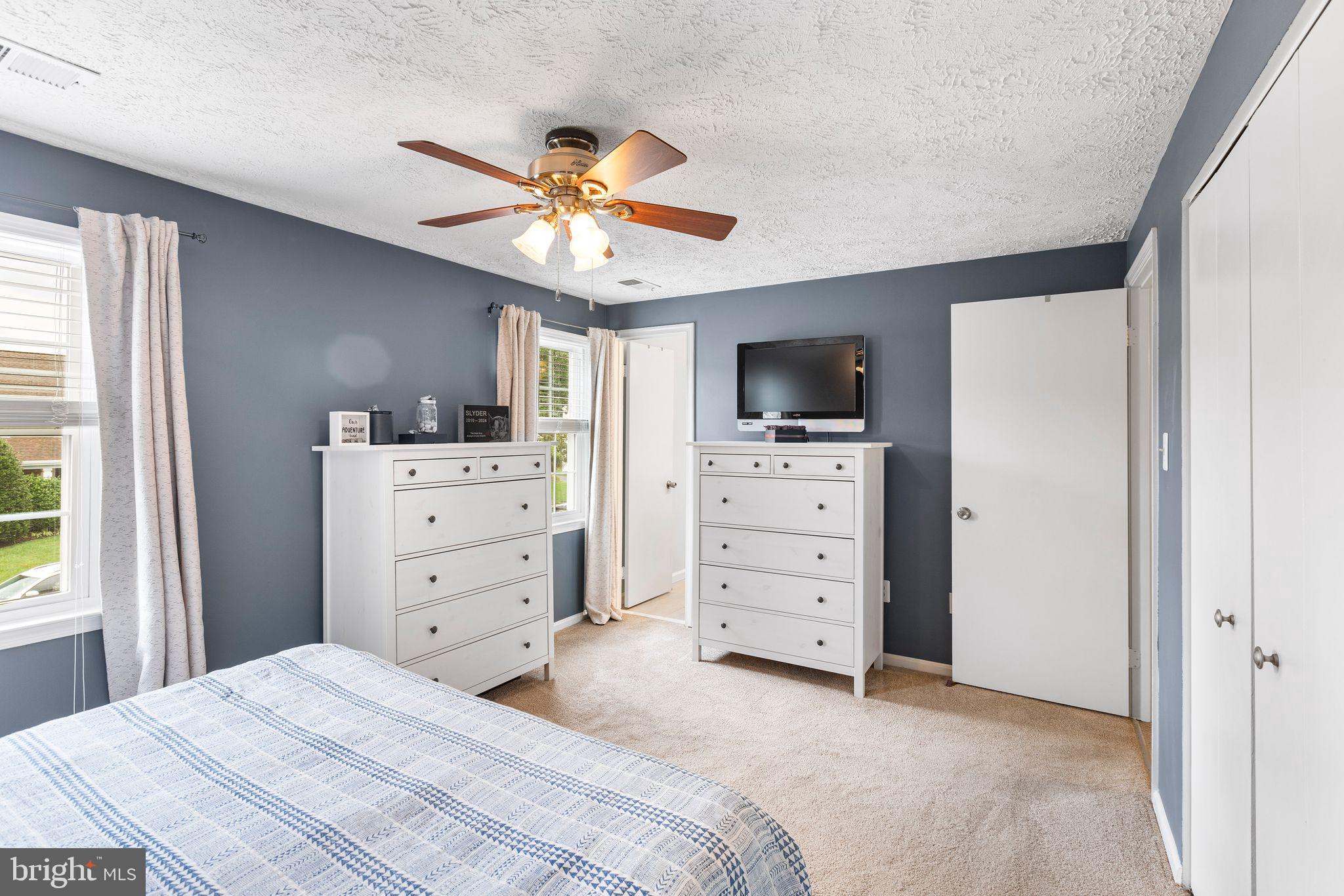 CHANTILLY FARM - Residential