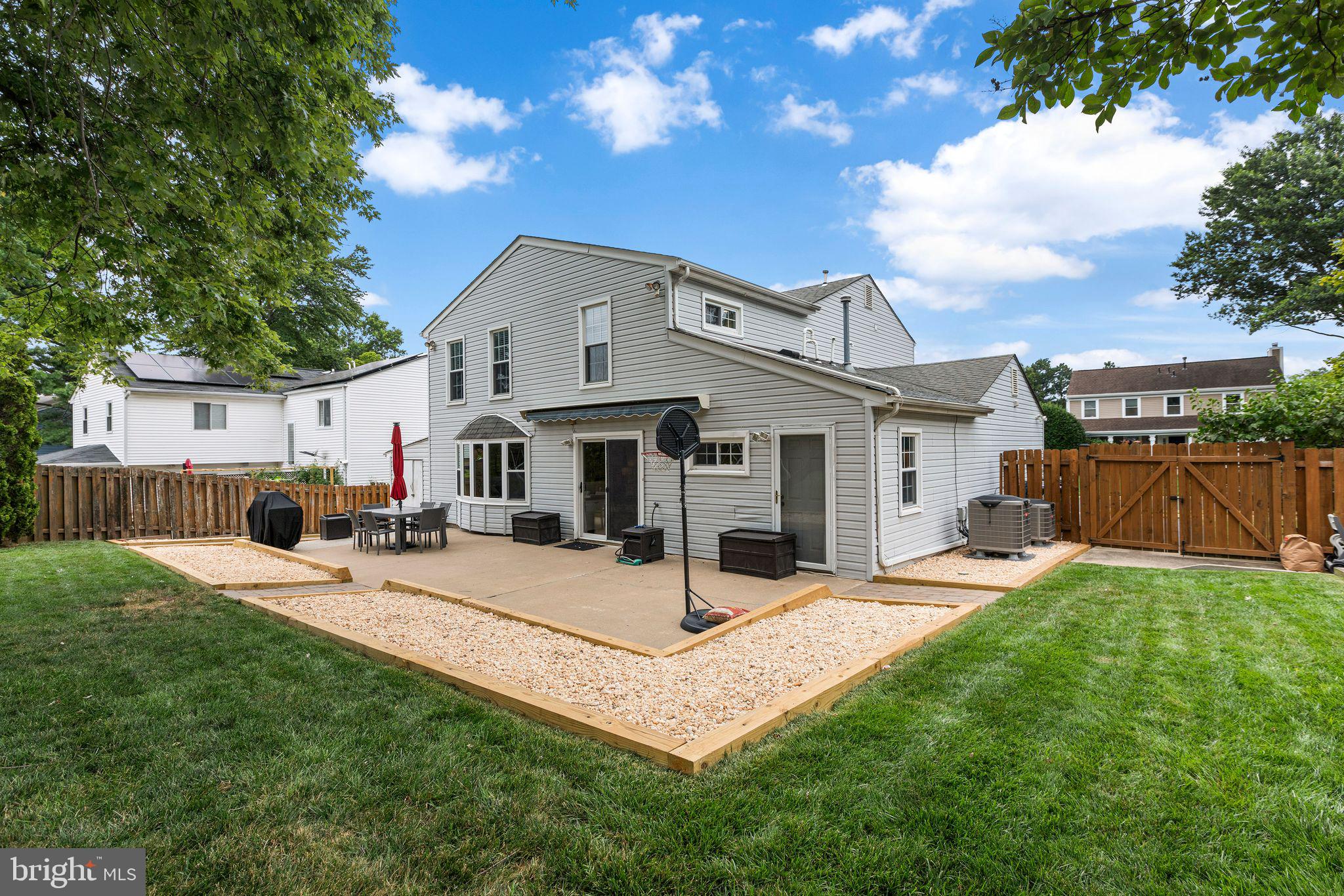 CHANTILLY FARM - Residential