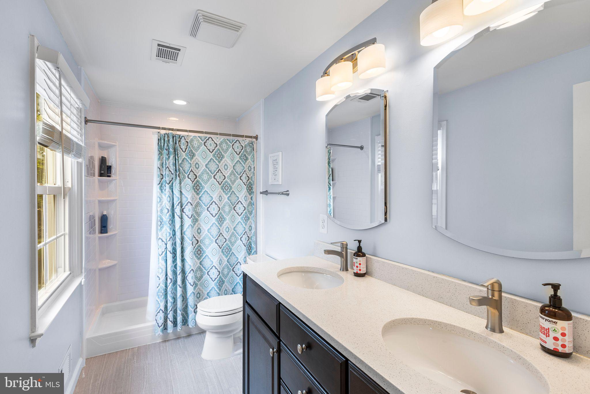 CHANTILLY FARM - Residential