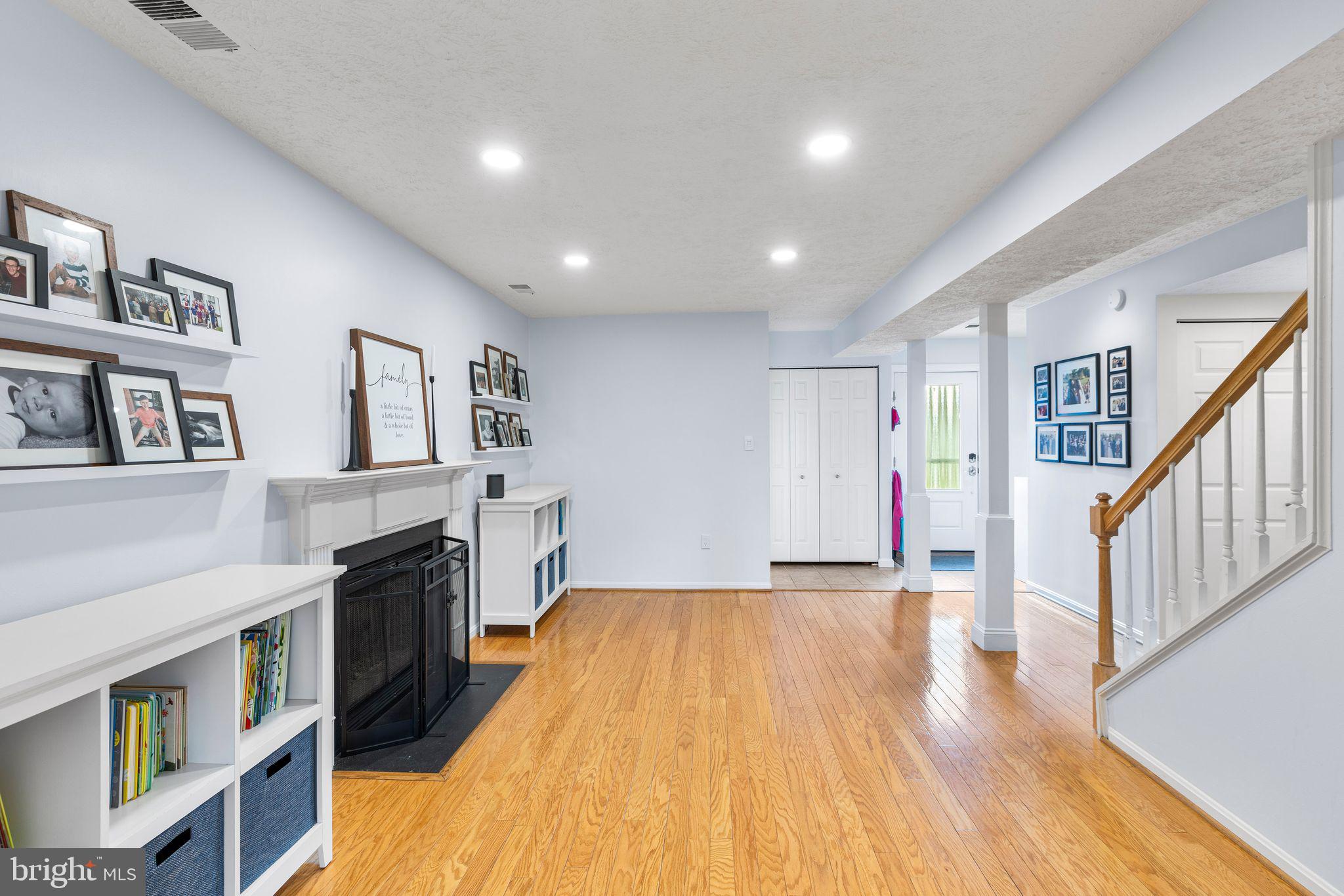 CHANTILLY FARM - Residential