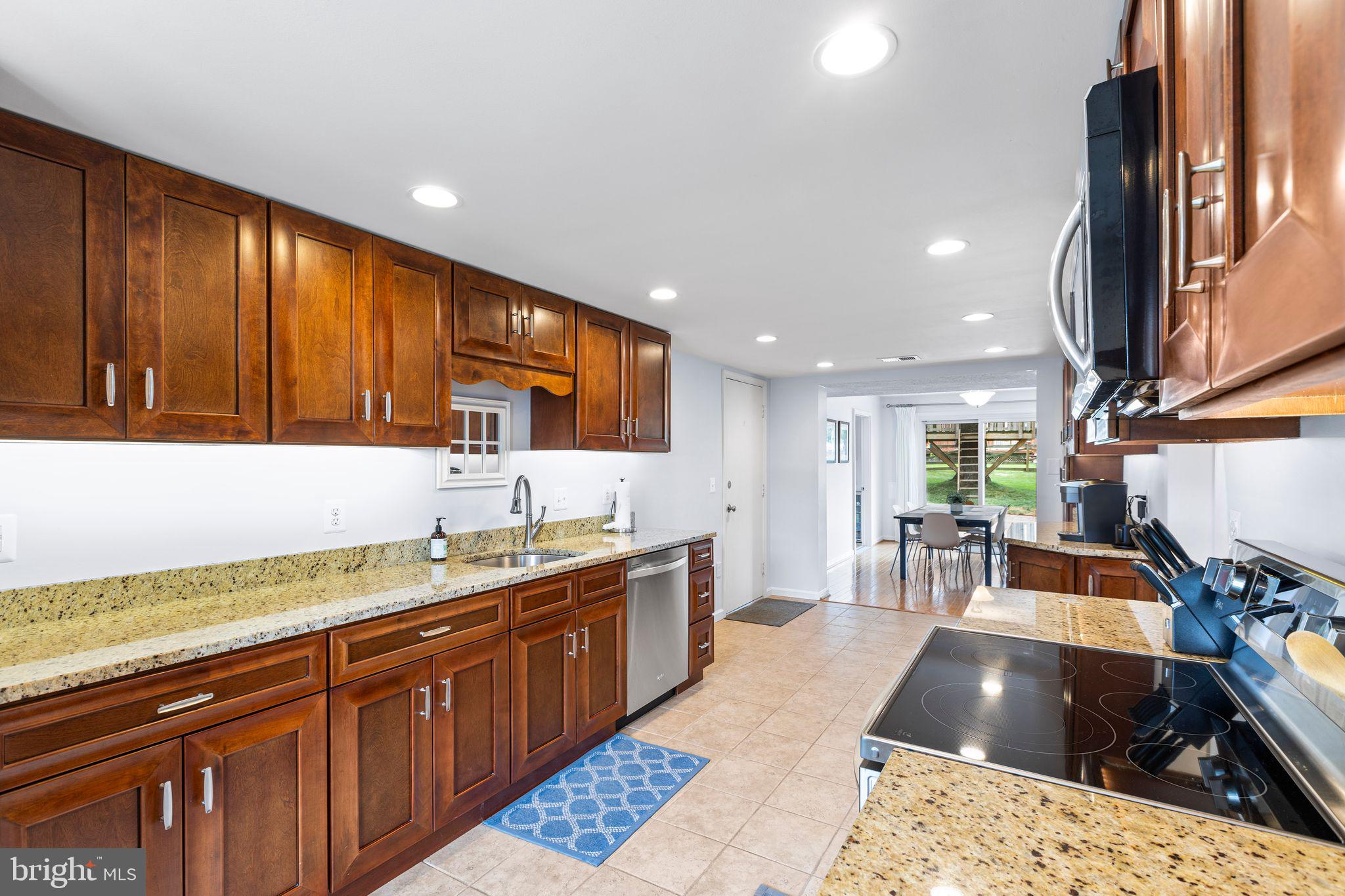 CHANTILLY FARM - Residential