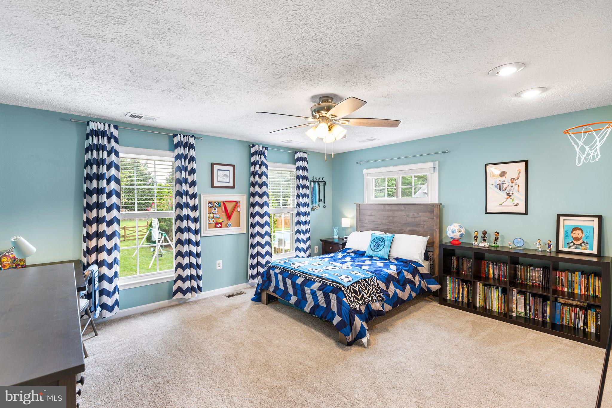 CHANTILLY FARM - Residential