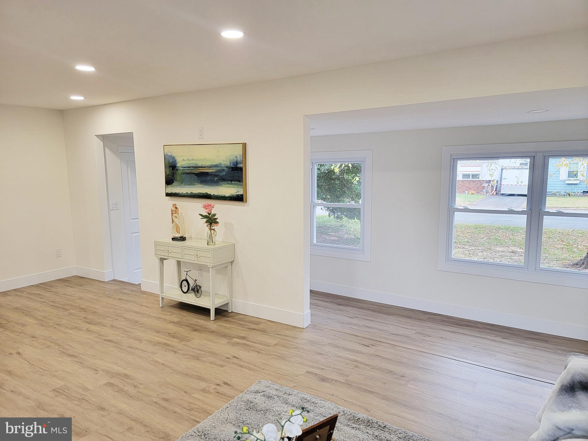 1236 S PENNSYLVANIA AVENUE