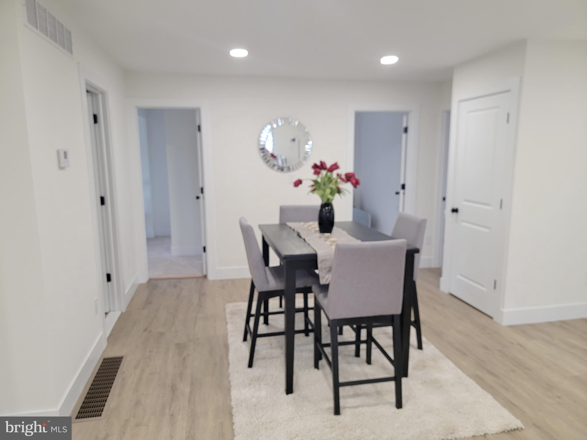 1236 S PENNSYLVANIA AVENUE