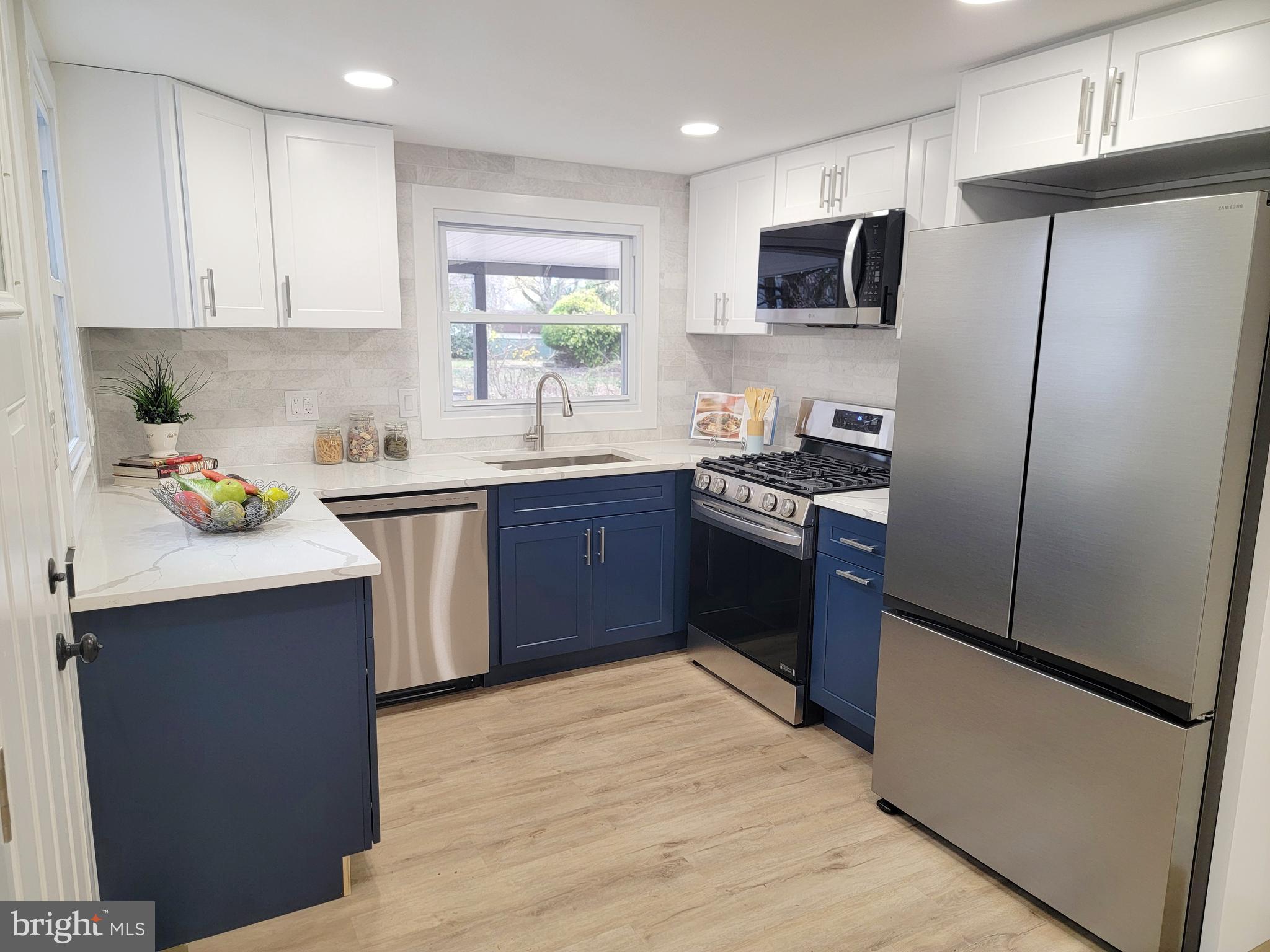 1236 S PENNSYLVANIA AVENUE