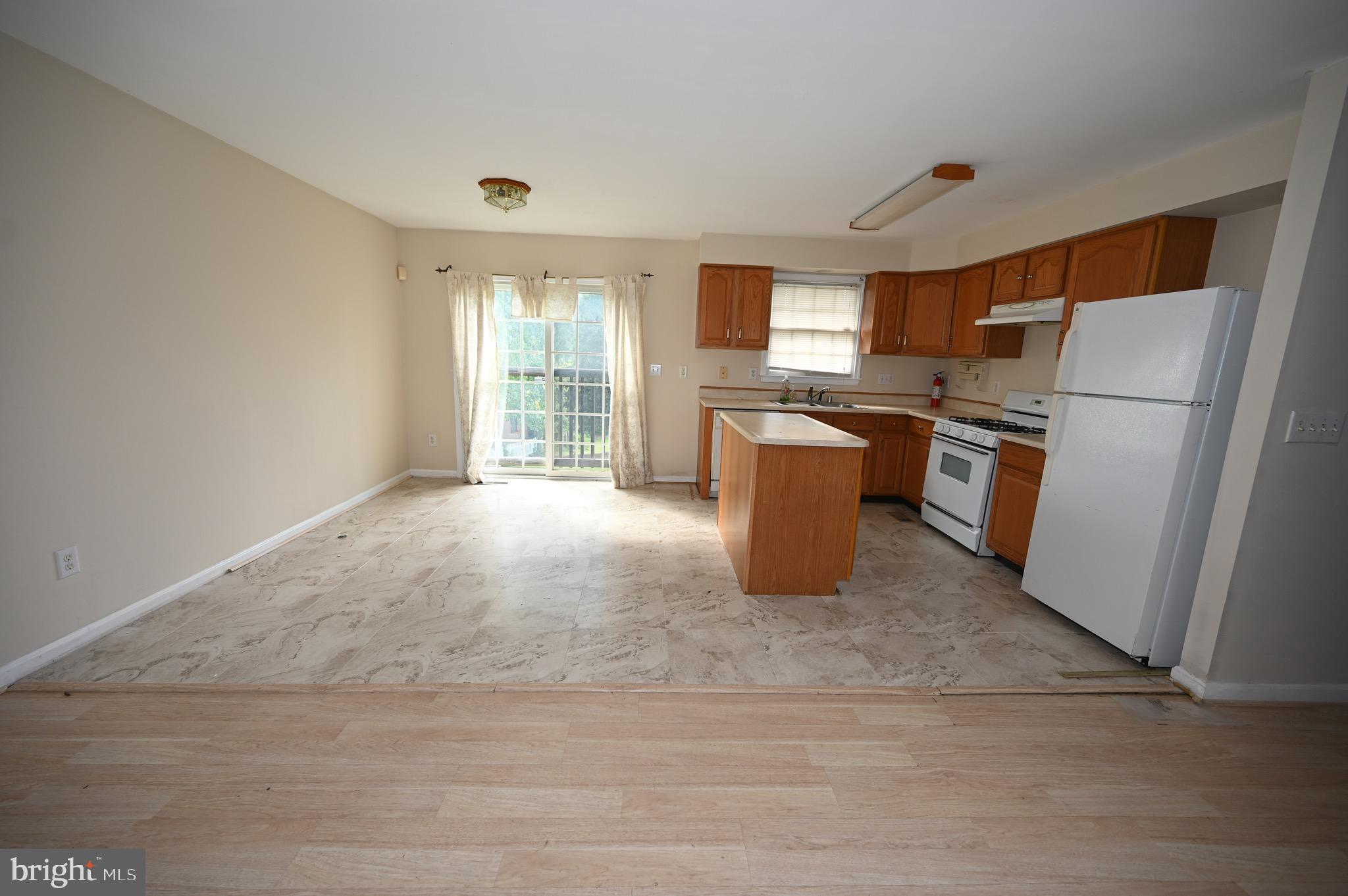 ROSEDALE - Residential