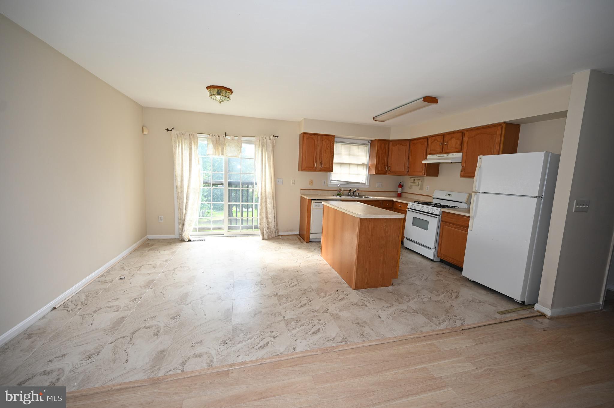 ROSEDALE - Residential